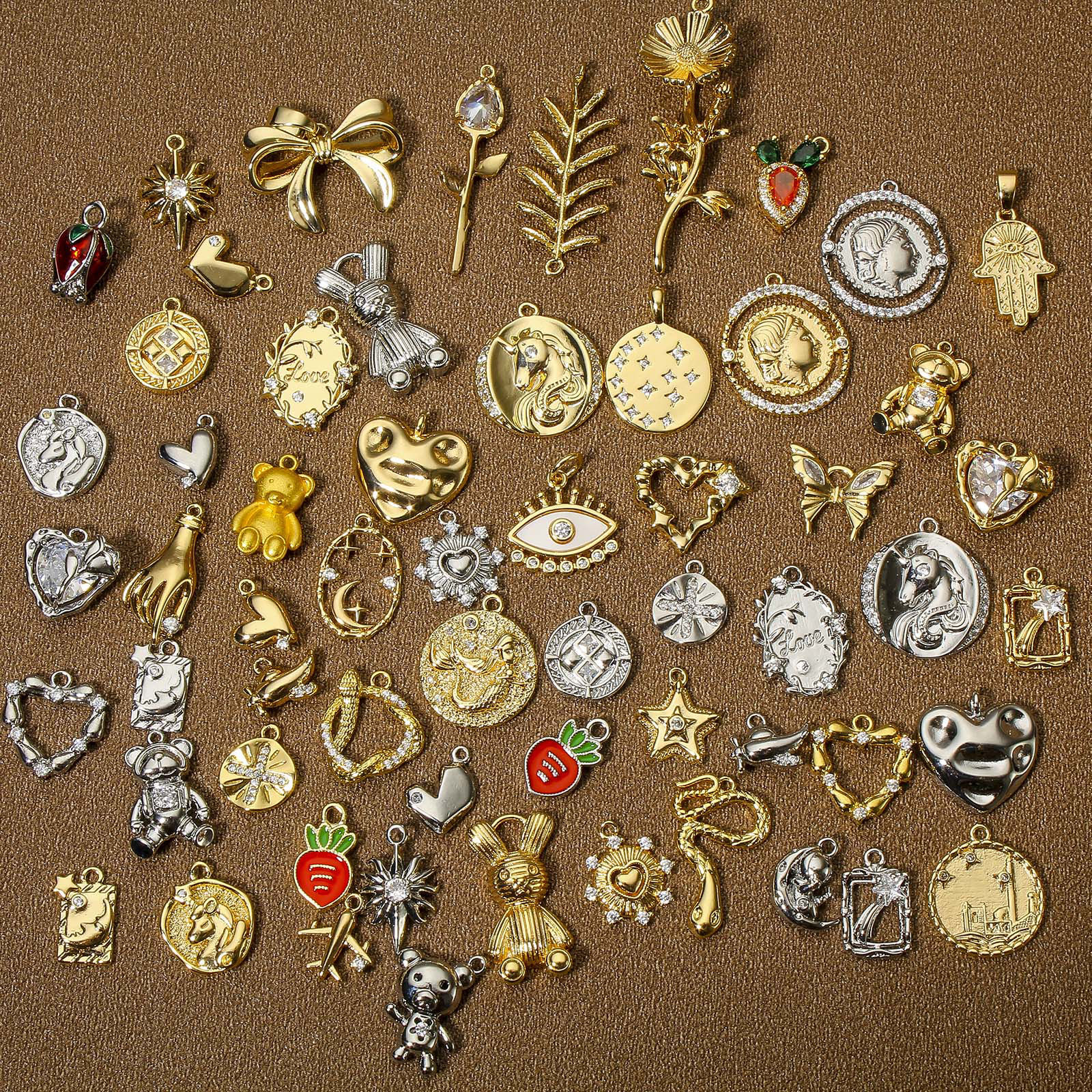 Imagen de 2 Unidades Respetuoso del Medio Ambiente Latón día de San Valentín Colgantes Charms Corazón Oro Real Chapado Claro Circón Artificial