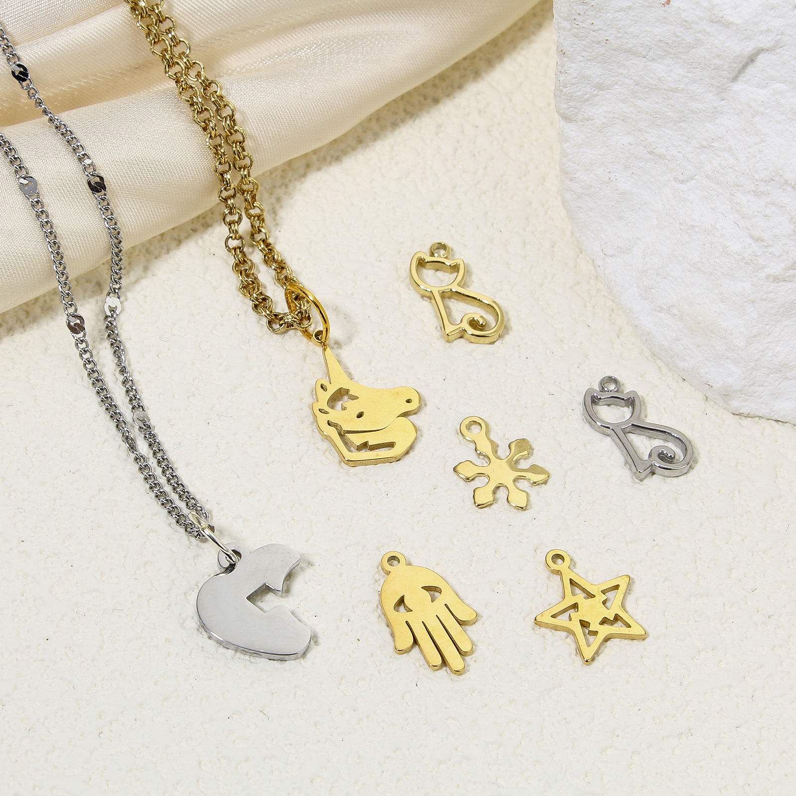 Picture of Eco-friendly Vacuum Plating 304 Stainless Steel Exquisite Charms Multicolor Snowflake