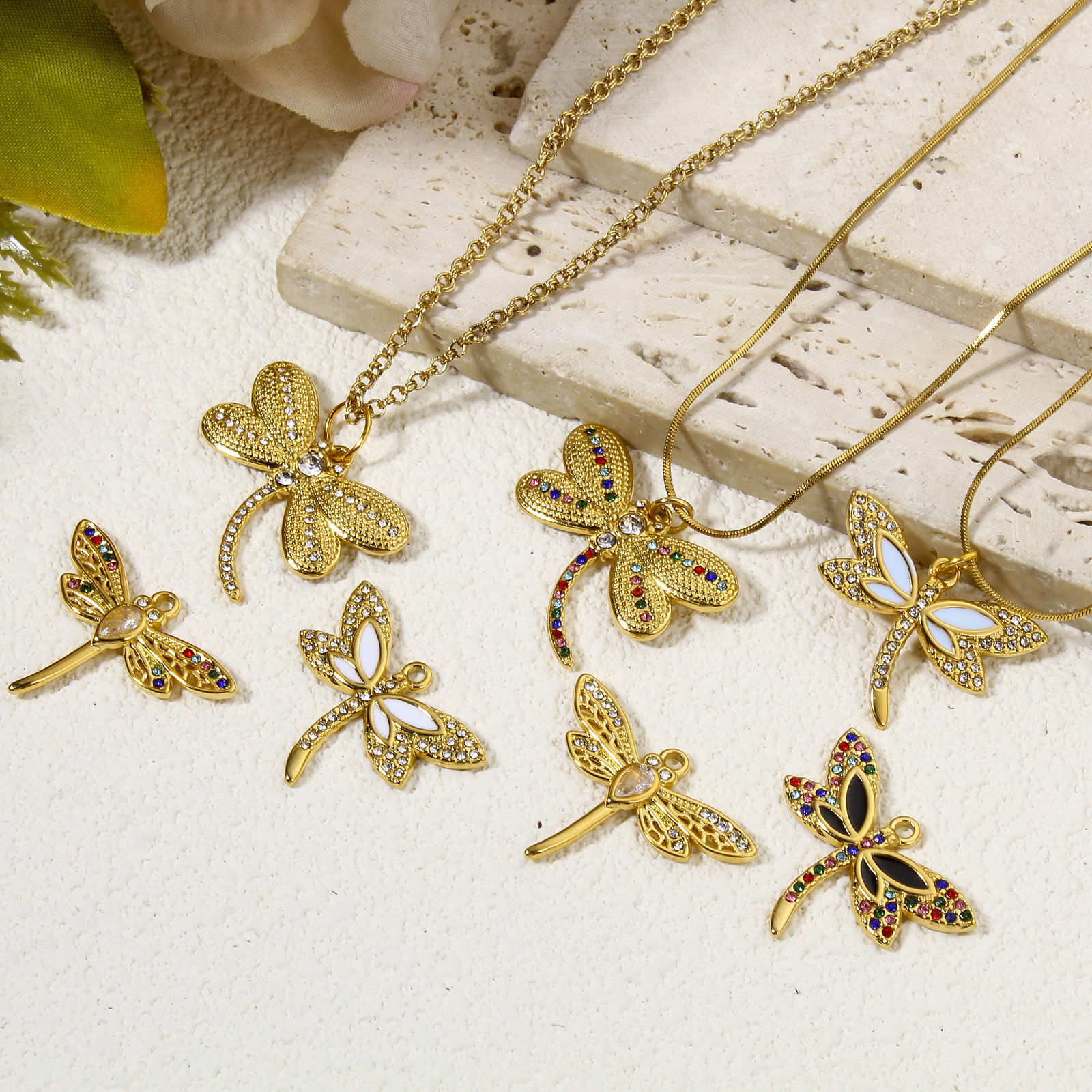 Bild von 1 Stück Umweltfreundlich 304 Edelstahl Pastoraler Stil Charms Biene Vergoldet Bunt Sonnenblume Emaille Transparent Strass