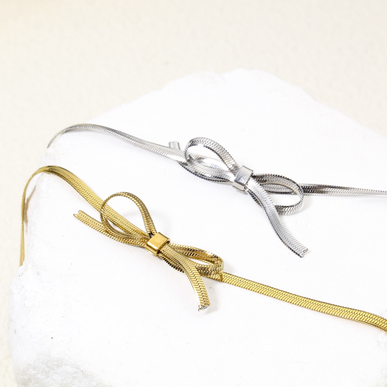Imagen de 1 Unidad Enchapado al Vacío 304 Acero Inoxidable Cadena de Serpiente Plana Pulseras Nudo Mariposa Con Broche de Langosta y Extensor Cadena 16cm longitud