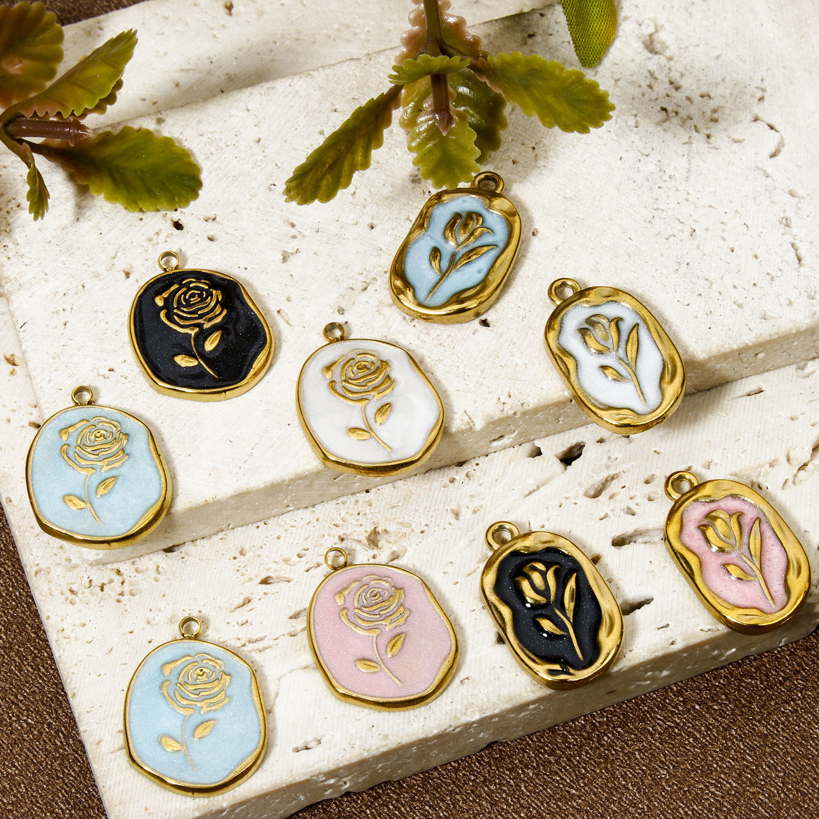 Picture of Vacuum Plating 304 Stainless Steel Charms 18K Gold Plated Oval Flower Enamel