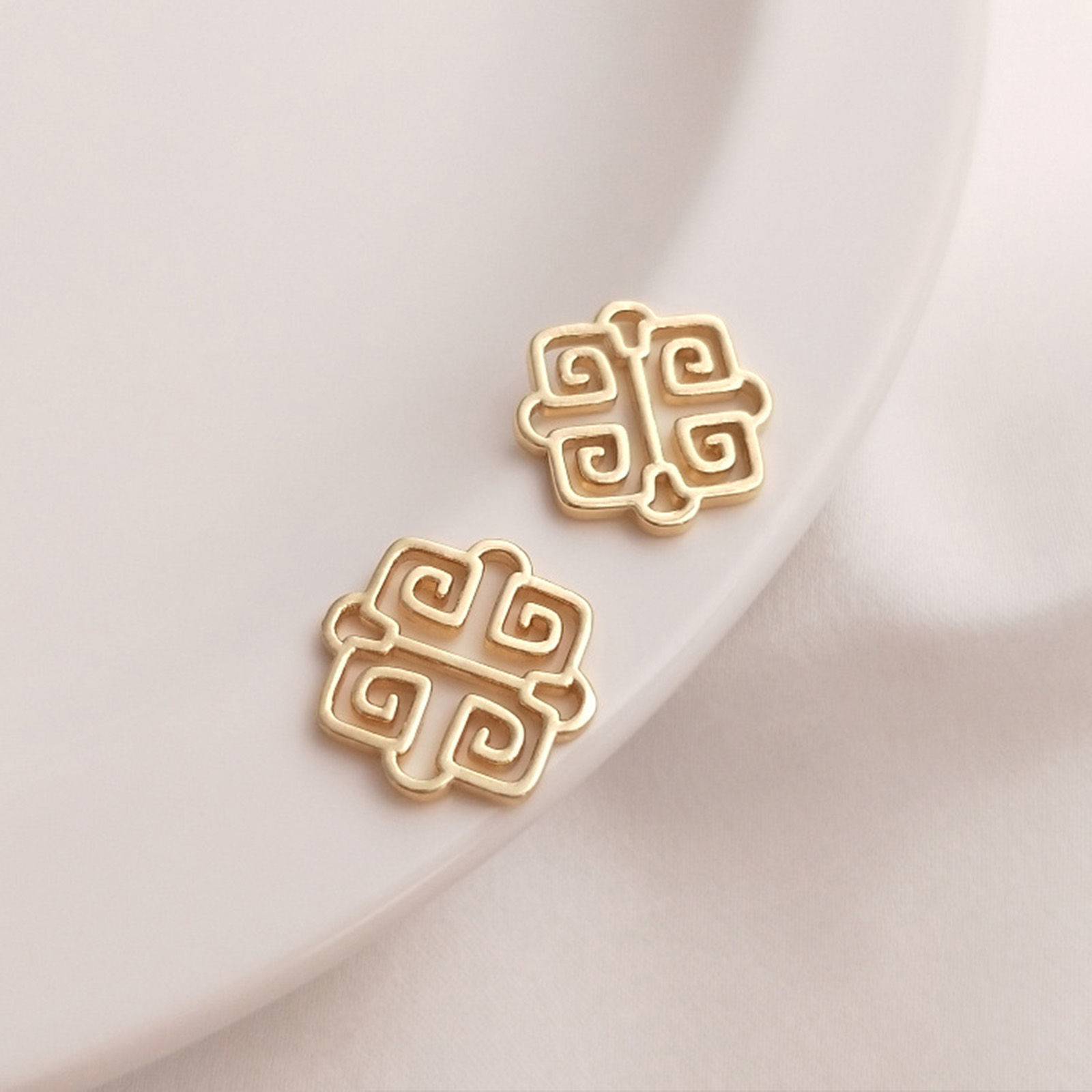 Picture of Eco-friendly Brass Style Of Royal Court Character Connectors Charms Pendants Lace 14K Real Gold Plated Hollow