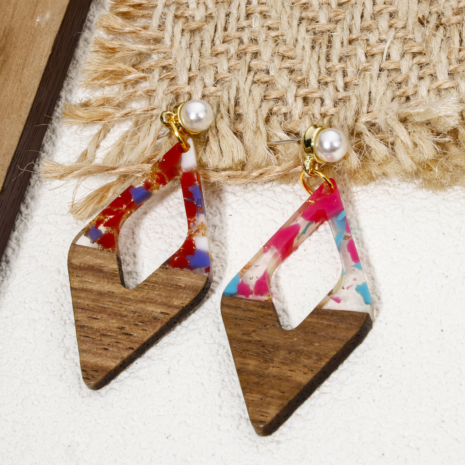 Imagen de 2 Unidades Madera+Resina Resina de Efecto Madera Colgantes Multicolor Diamond Astillas de Grava 4.8cm x 2.6cm