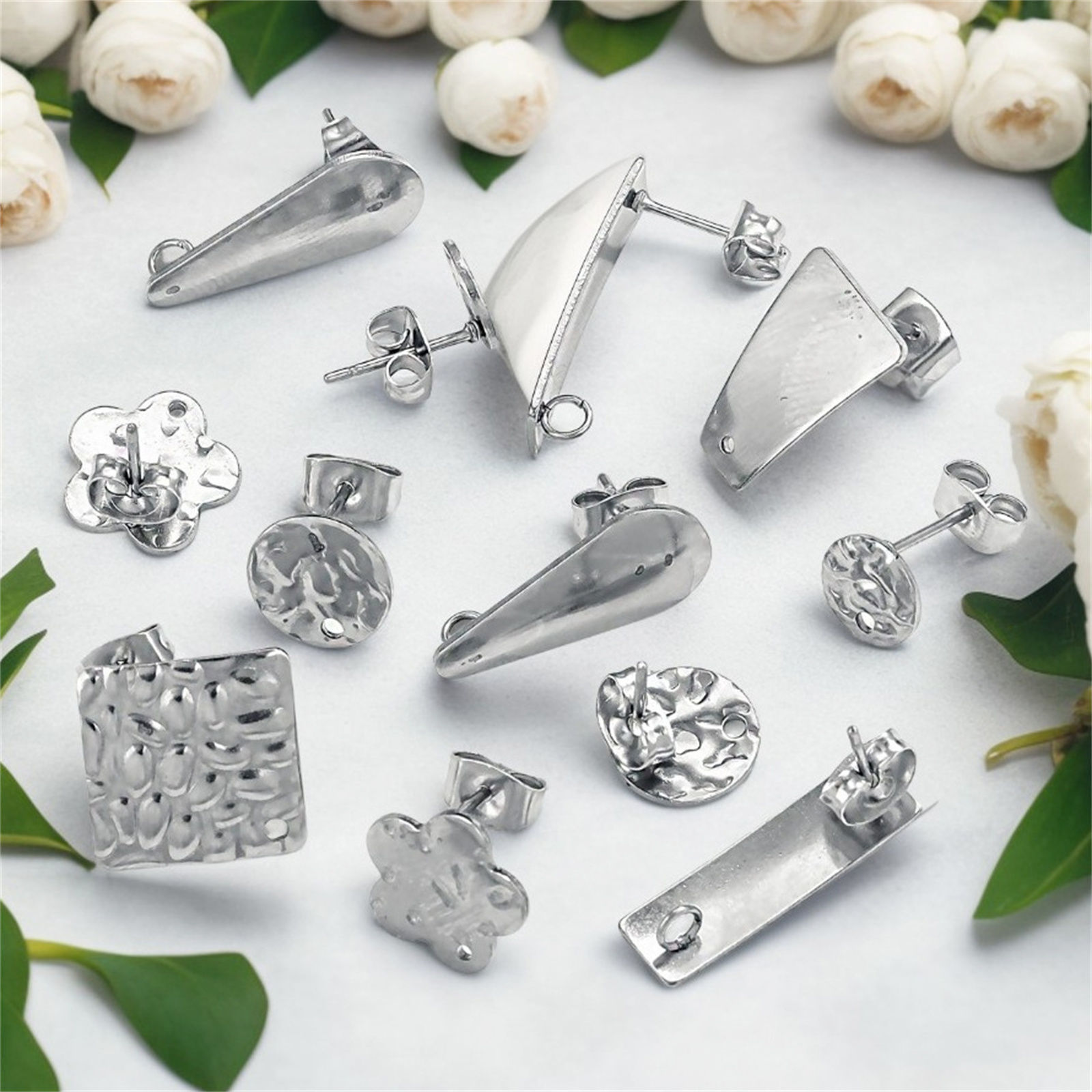 Изображение 20 ШТ 304 Нержавеющая Сталь Серьги-гвоздики для ушей с петлевыми соединителями Аксессуары геометрический Серебряный Тон Сообщение / провод (20 калибров)