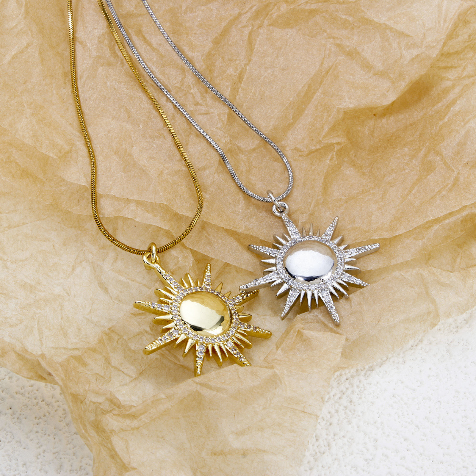 Imagen de 1 Unidad Respetuoso del Medio Ambiente Latón Galaxia Colgantes Sol Oro Real Chapado Micro Pave Claro Circón Artificial 3.4cm x 2.8cm
