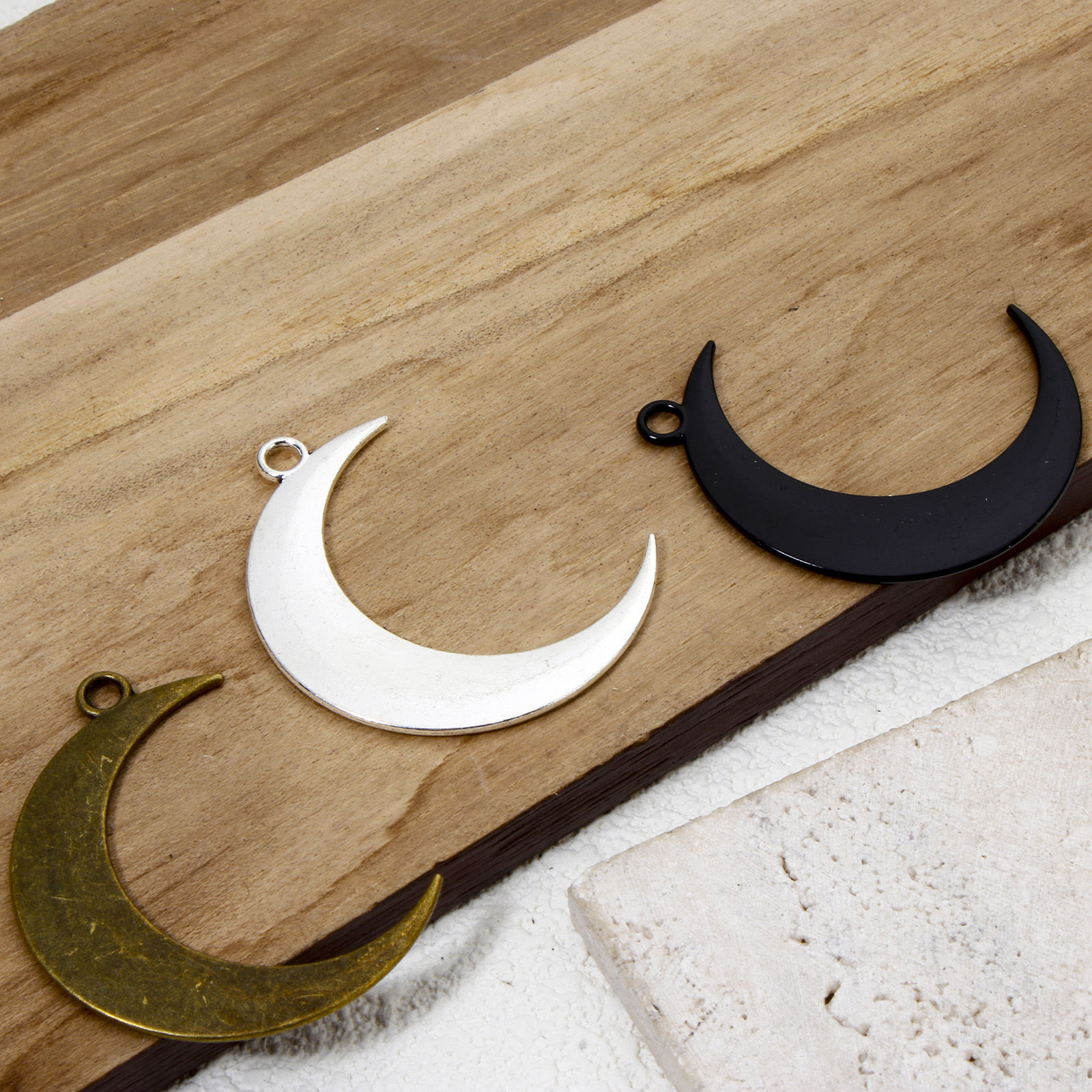 Picture of Zinc Based Alloy Galaxy Pendants Crescent Moon 4.3cm x 3.2cm