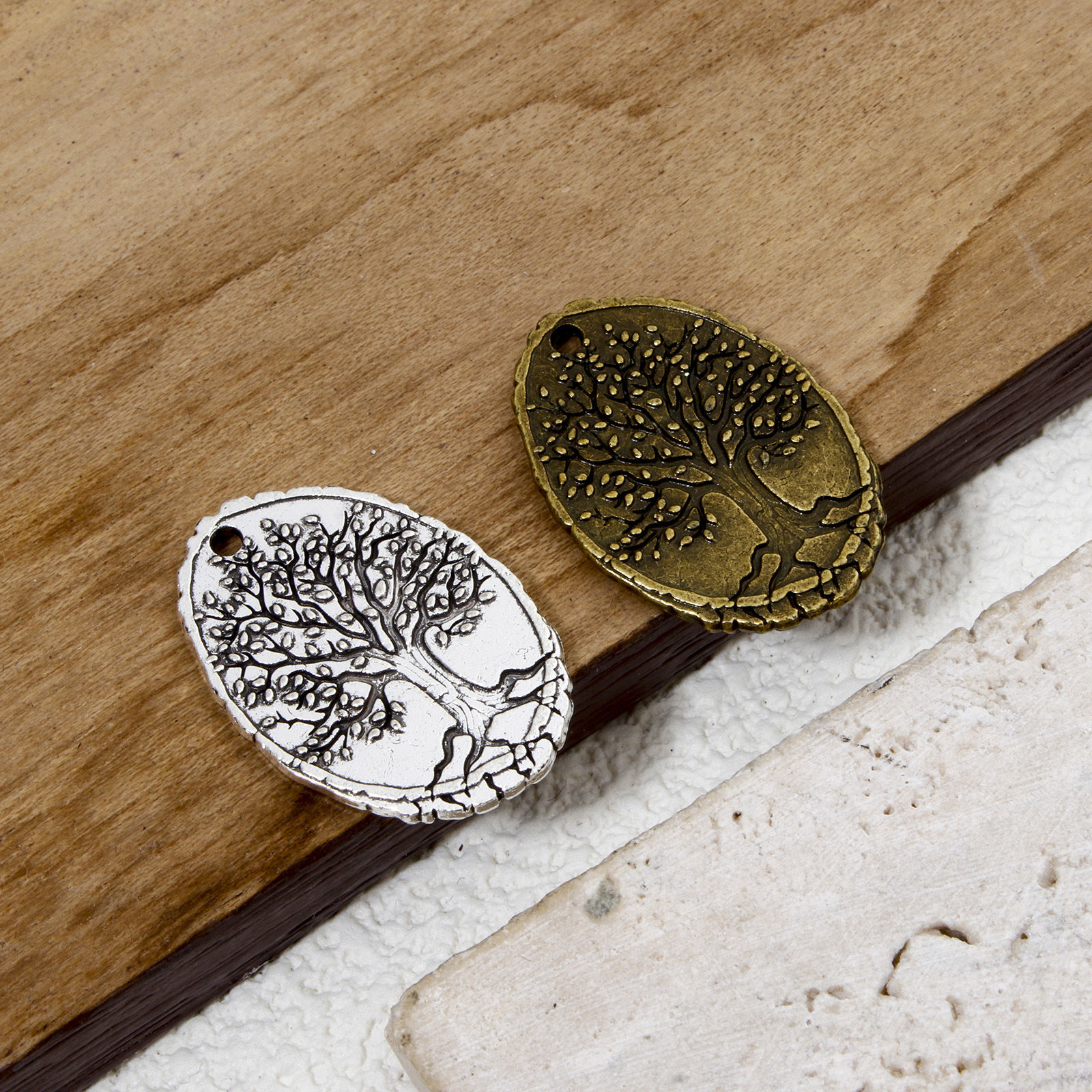 Imagen de 20 Unidades Zamak Colgantes Óvalo Árbol de la Vida 25.5mm x 17mm