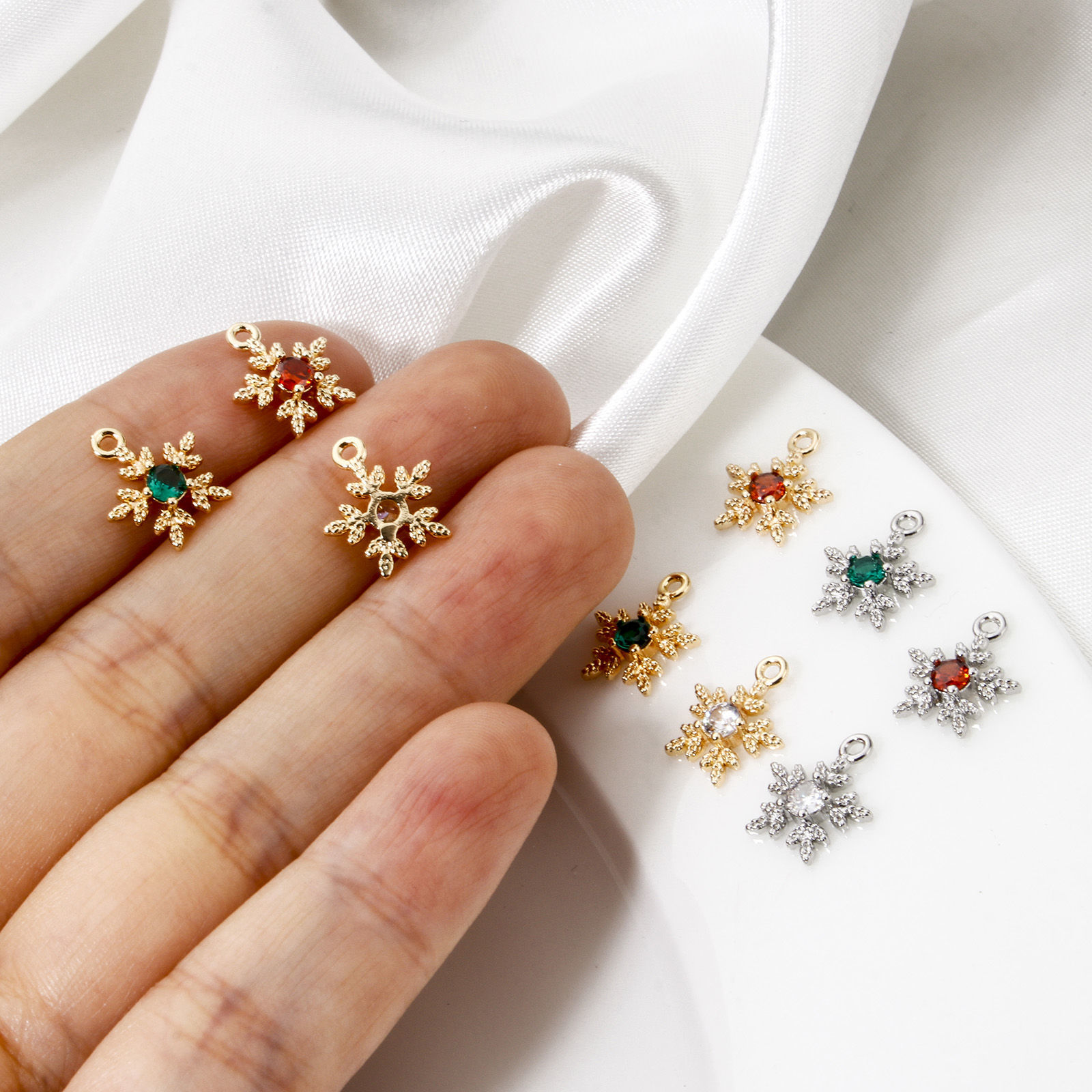 Picture of Eco-friendly Brass Weather Collection Mini Charme Tiny Charme Real Gold Plated Christmas Snowflake 12mm x 10mm