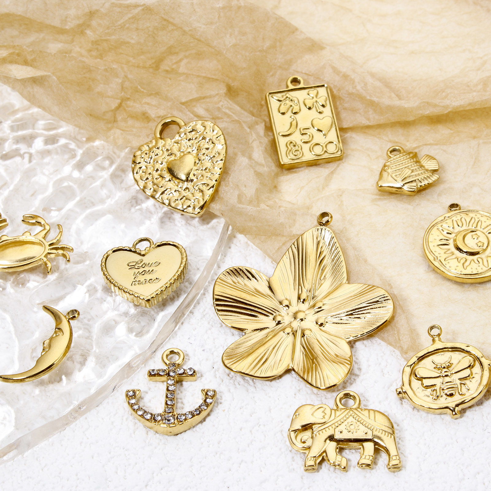Picture of Eco-friendly Vacuum Plating 304 Stainless Steel Flora Collection Charms Gold Plated Flower Bee