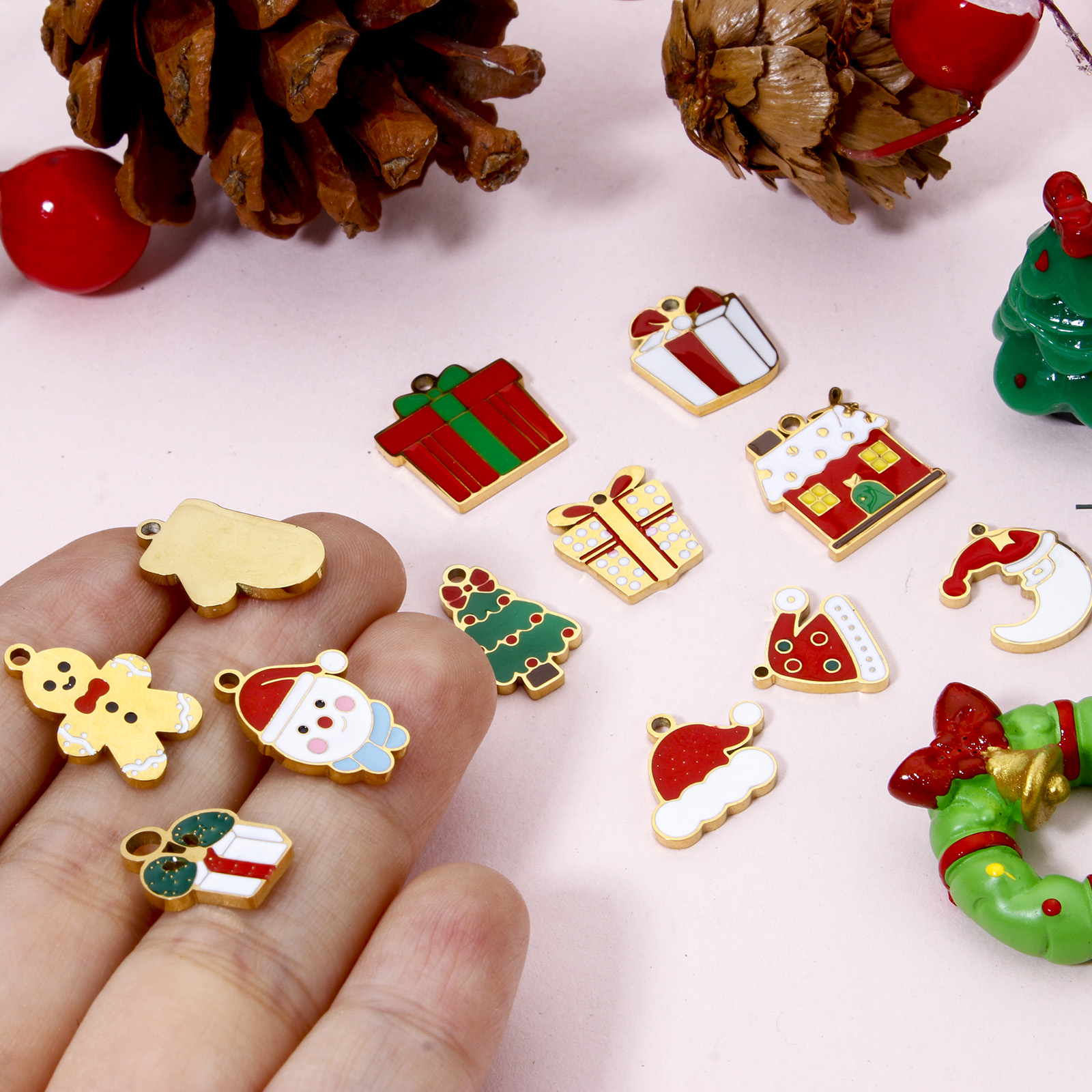 Picture of Vacuum Plating 304 Stainless Steel Christmas Charms Gold Plated Enamel