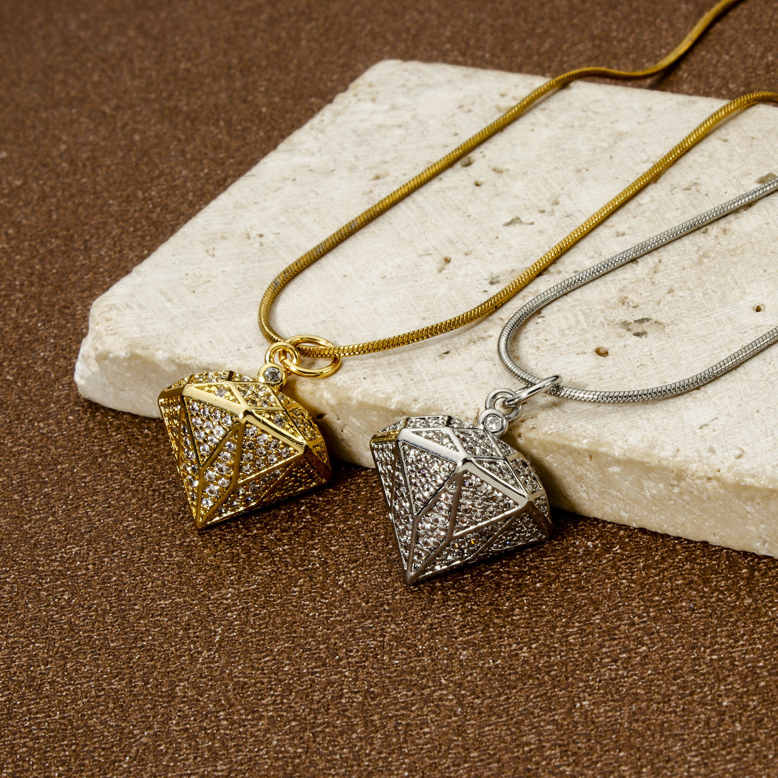 Изображение 1 ШТ Экологичный Латунь Бижутерия усыпанная мелким фианит Подвески Алмаз настоящее золото с покрытием Прозрачный Искусственный Циркон 20мм x 15мм