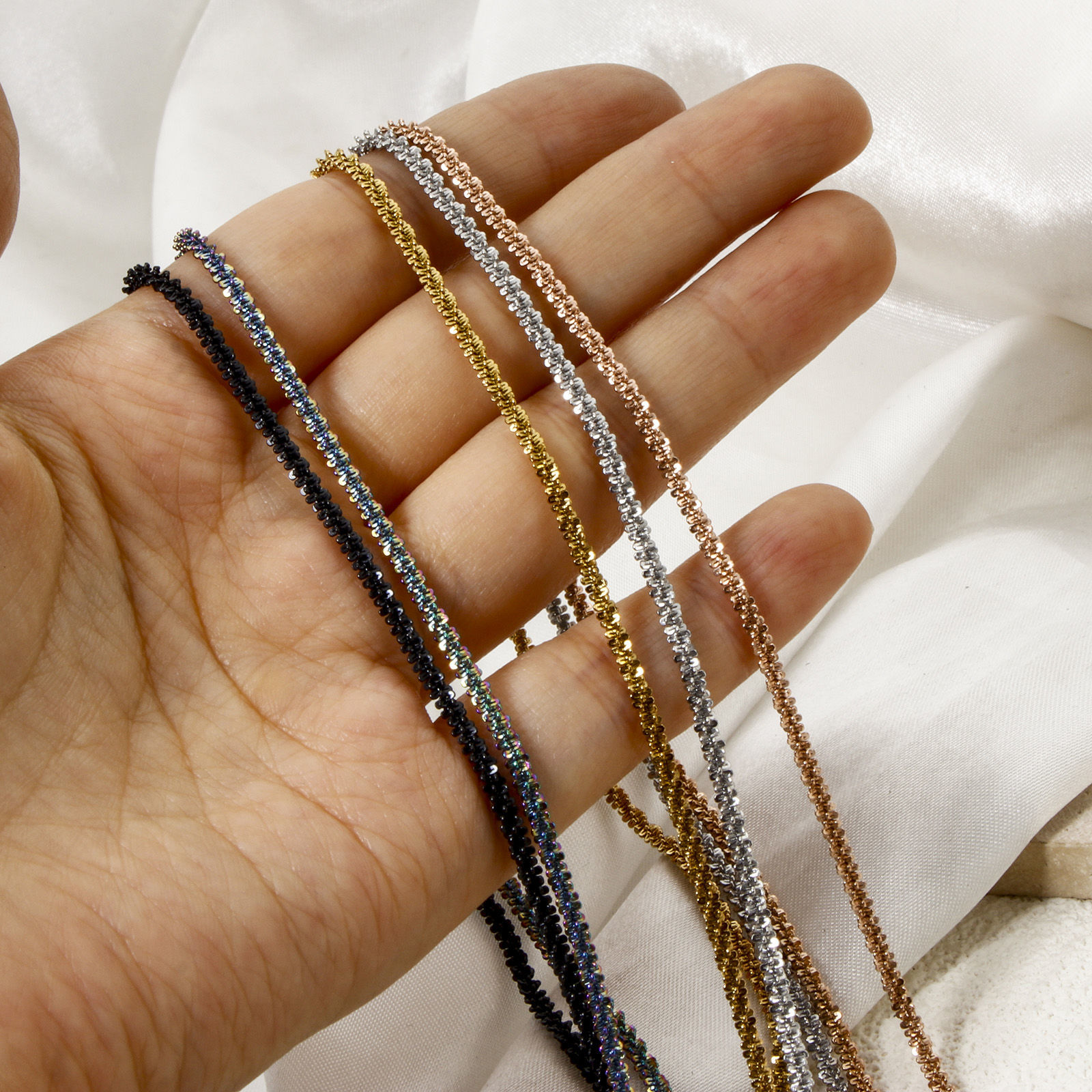 Imagen de 1 Unidad 304 Acero Inoxidable Cadena Paniculatal de Gypsophila Collares Con Broche de Langosta y Extensor Cadena 40cm longitud, Cadena: 2.5mm