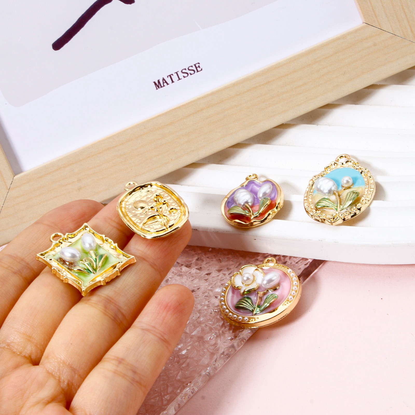 Picture of Zinc Based Alloy Oil Painting Style Charms Gold Plated Multicolor Flower Enamel