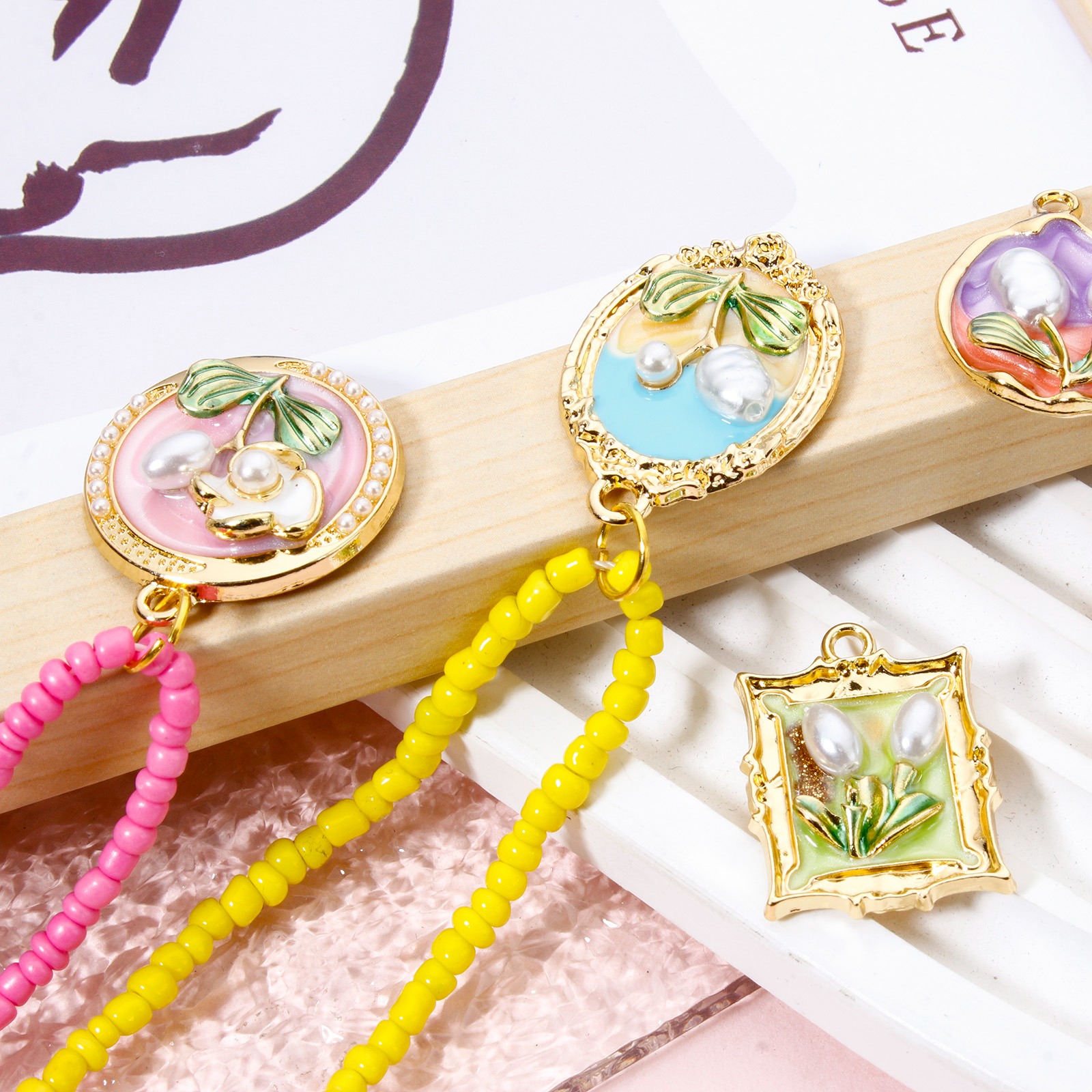 Picture of Zinc Based Alloy Oil Painting Style Charms Gold Plated Multicolor Flower Enamel