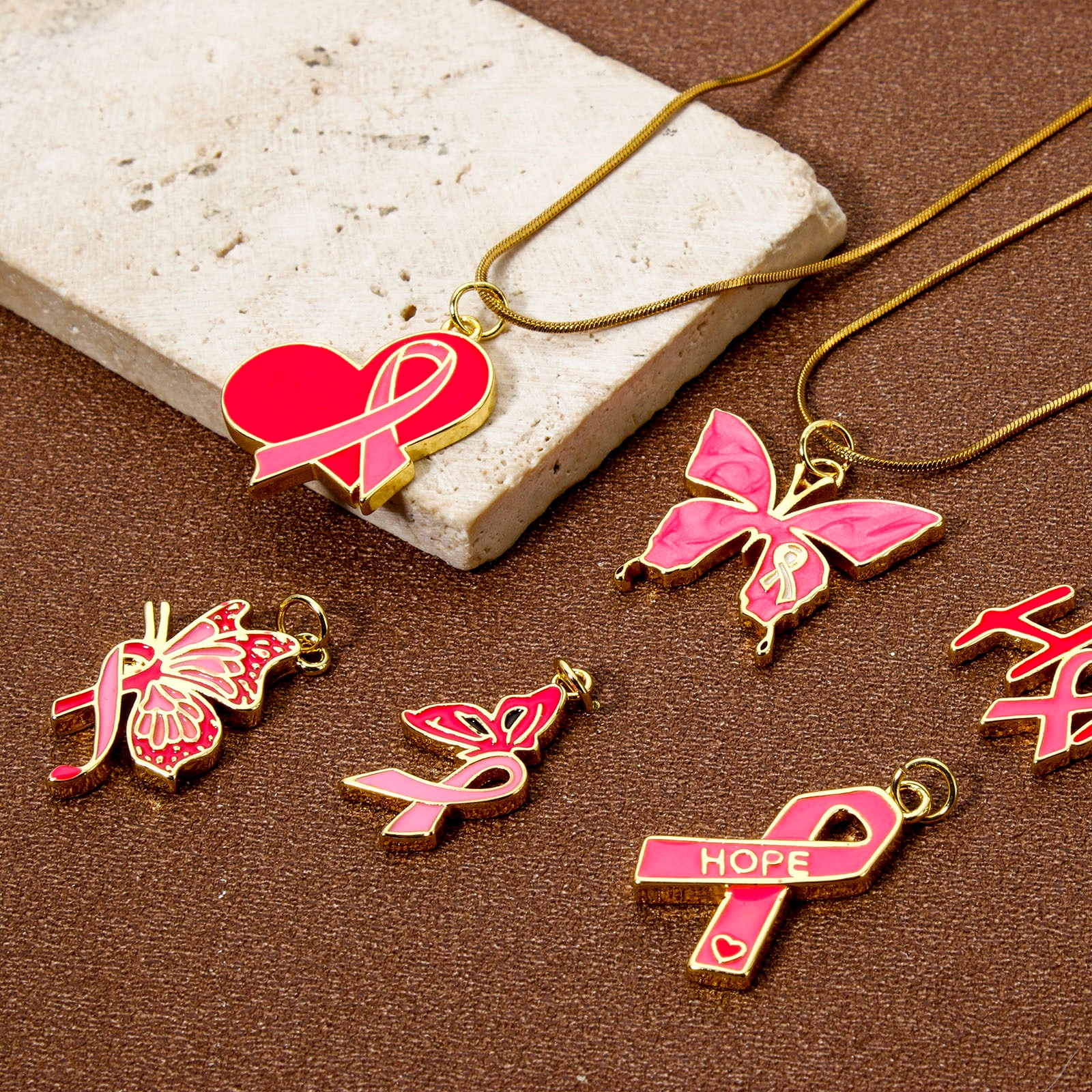 Image de 1 Pièce Breloques Thème du Ruban Rose pour la Sensibilisation au Cancer du Sein Respectueux de la Nature en Laiton Plaqué Or Véritable 18K Émail