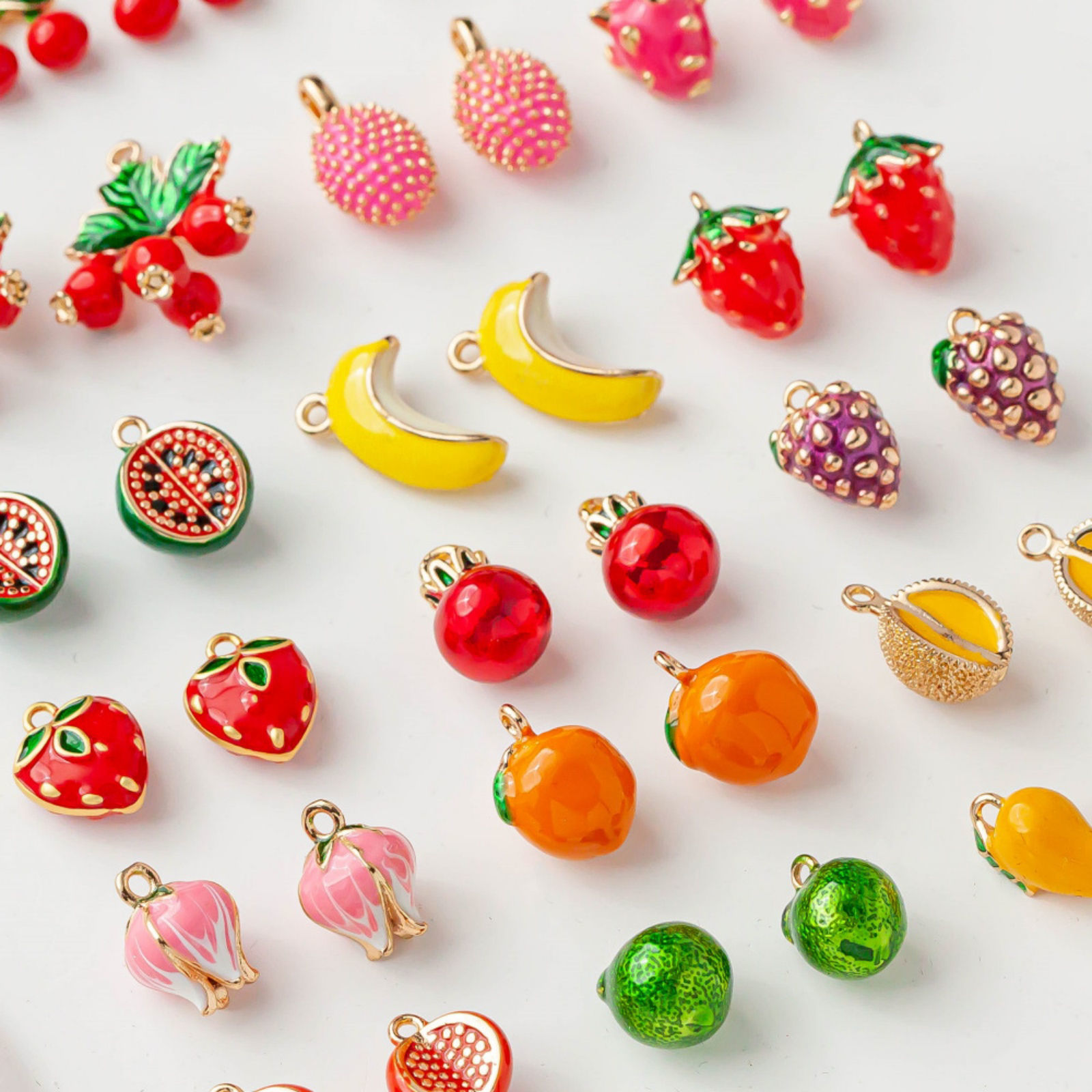 Imagen de 2 Unidades Latón Colgantes Chapado en Oro de 18K Fruta Esmalte