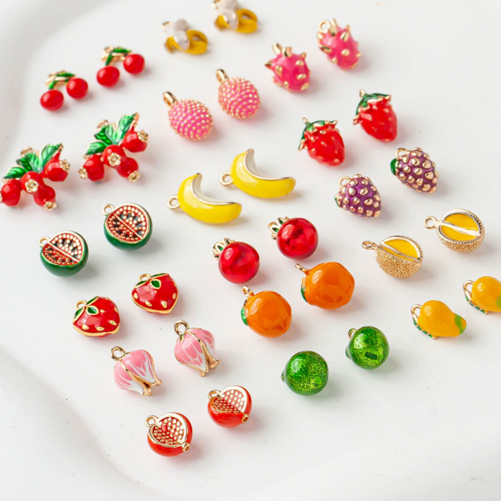 Imagen de 2 Unidades Latón Colgantes Chapado en Oro de 18K Fruta Esmalte