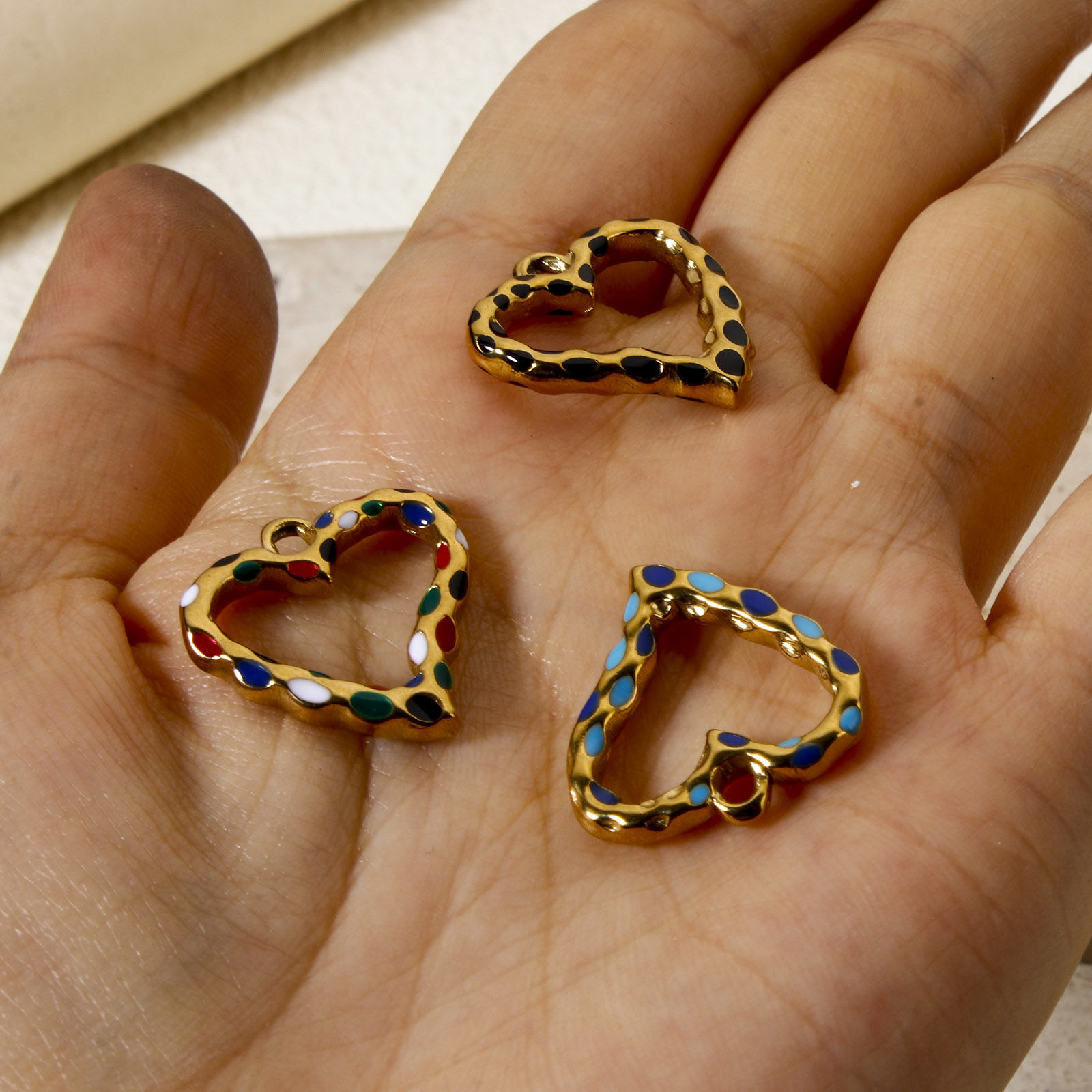 Picture of Eco-friendly Vacuum Plating 304 Stainless Steel Valentine's Day Charms 18K Gold Plated Enamel Heart Hollow 21mm x 20mm