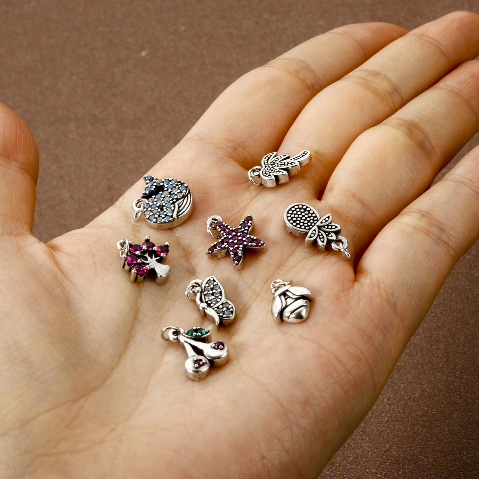 Изображение 2 ШТ Экологичный Латунь Подвески Античное Серебро Дерево Насекомые Бижутерия усыпанная мелким фианит