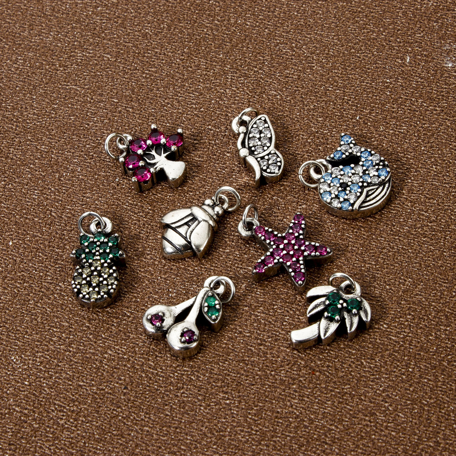 Изображение 2 ШТ Экологичный Латунь Подвески Античное Серебро Дерево Насекомые Бижутерия усыпанная мелким фианит