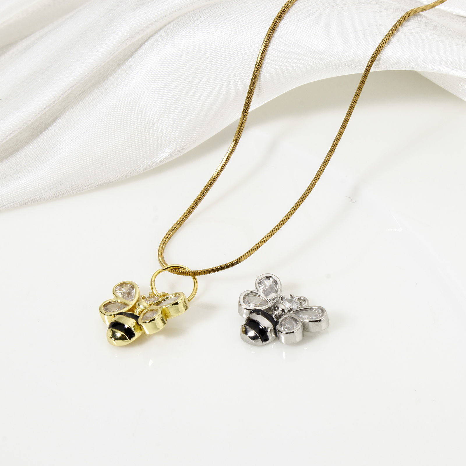 Picture of Brass Insect Charms Multicolor Black Enamel Bee Animal Clear Cubic Zirconia 14mm x 13mm