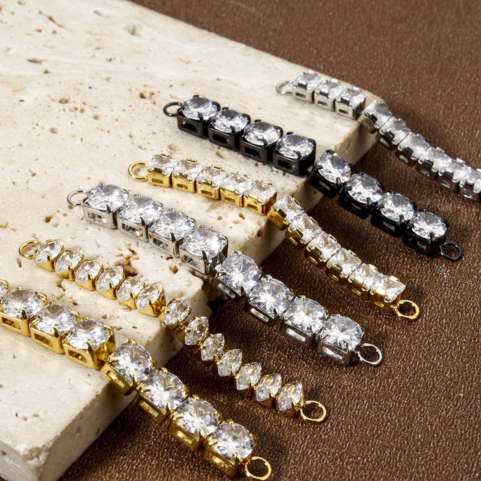 Imagen de 1 Unidad Respetuoso del Medio Ambiente Latón Conectores Dijes Colgantes Multicolor Claro Circón Artificial