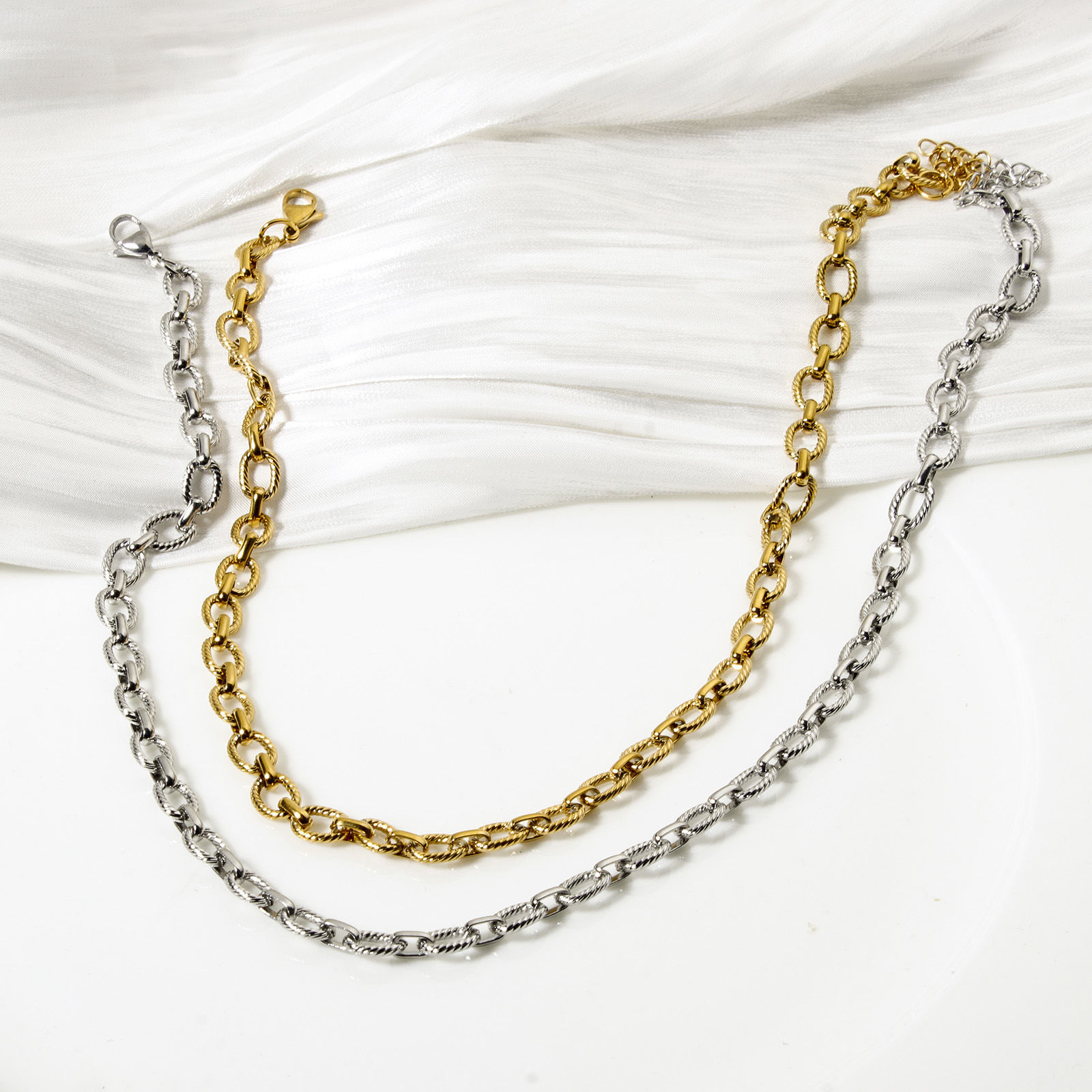 Picture of Eco-friendly Retro Multicolor 304 Stainless Steel Link Cable Chain Necklace For Women Party 40cm(15.7") long, Chain Size: 7mm