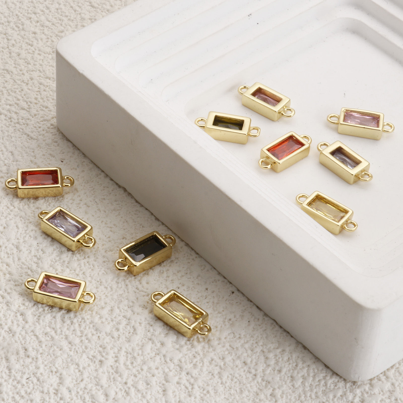Picture of Brass & Glass Connectors Charms Pendants 18K Gold Plated Rectangle Faceted 15mm x 6mm