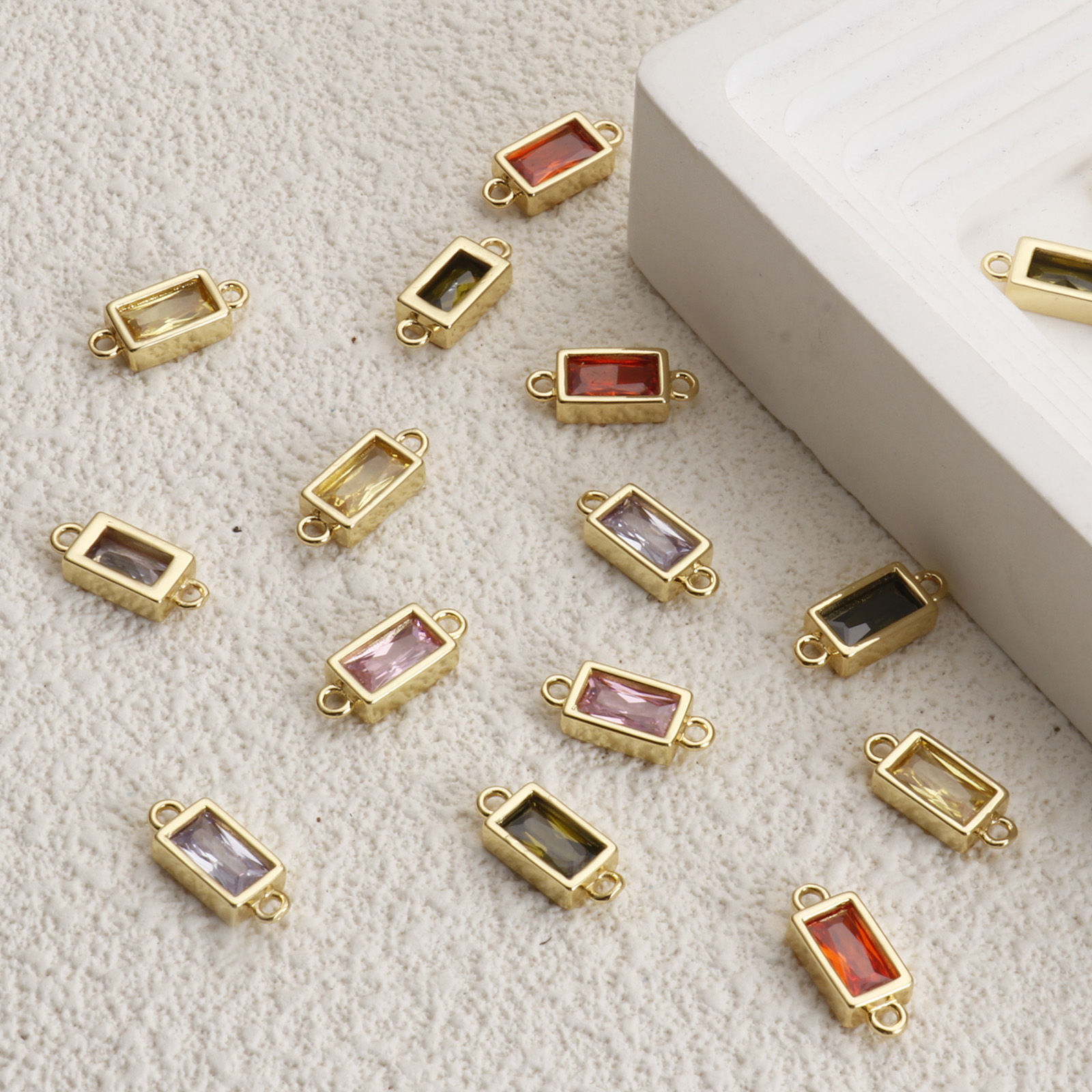 Picture of Brass & Glass Connectors Charms Pendants 18K Gold Plated Rectangle Faceted 15mm x 6mm