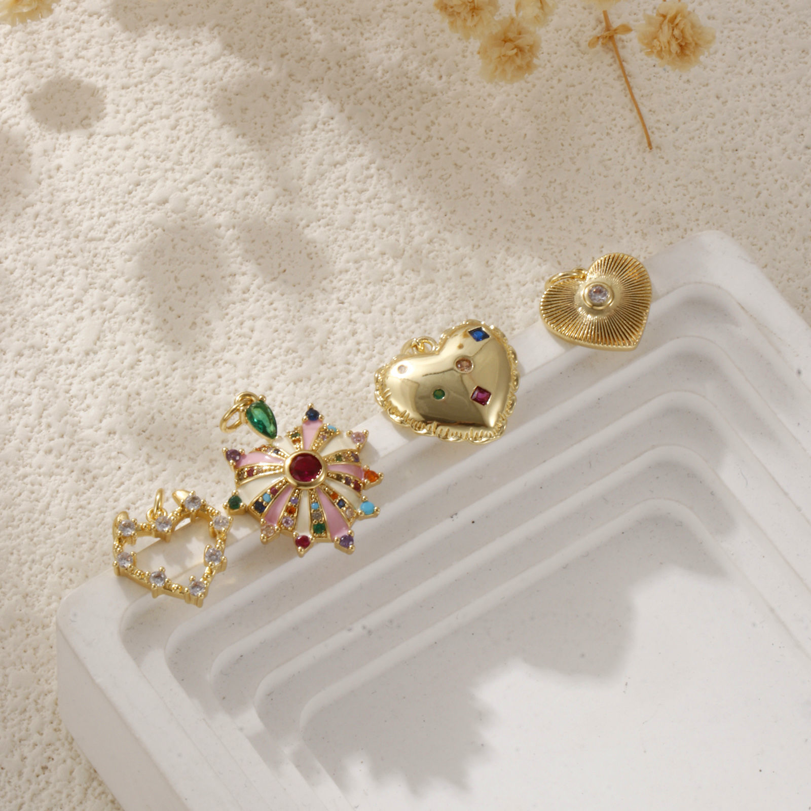 Imagen de 1 Unidad Respetuoso del Medio Ambiente Latón (sin cadmio)+ Circón Artificial día de San Valentín Colgantes 18K Oro Real Chapado Corazón