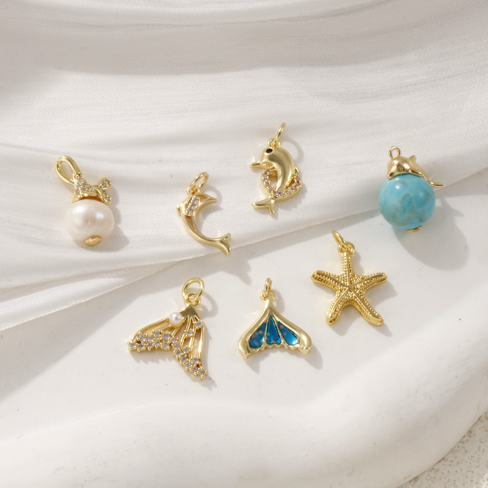 Picture of Eco-friendly Brass Charms 18K Real Gold Plated Fishtail Dolphin