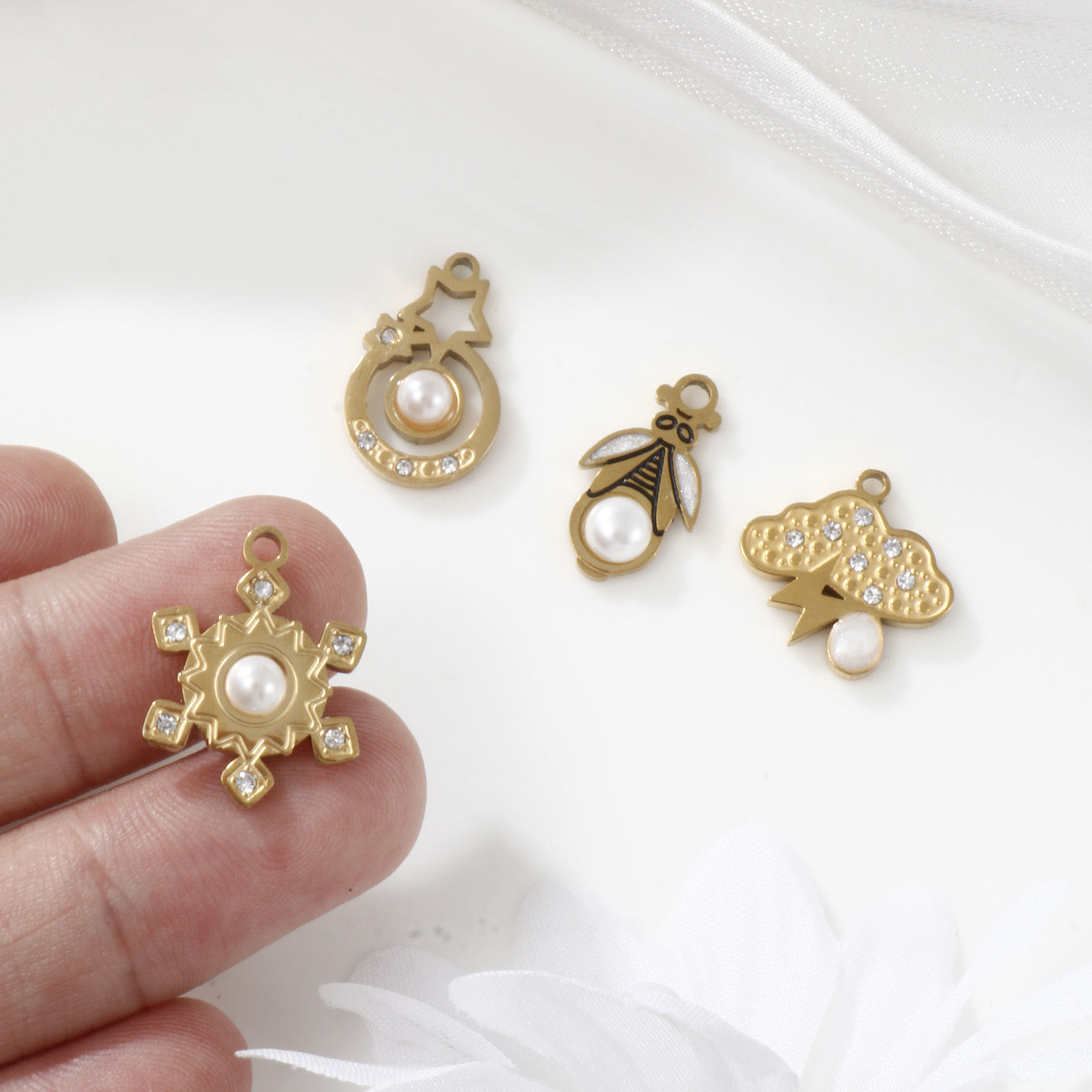 Picture of 2 PCs Eco-friendly PVD Vacuum Plating 304 Stainless Steel Charms 18K Gold Plated Acrylic Imitation Pearl