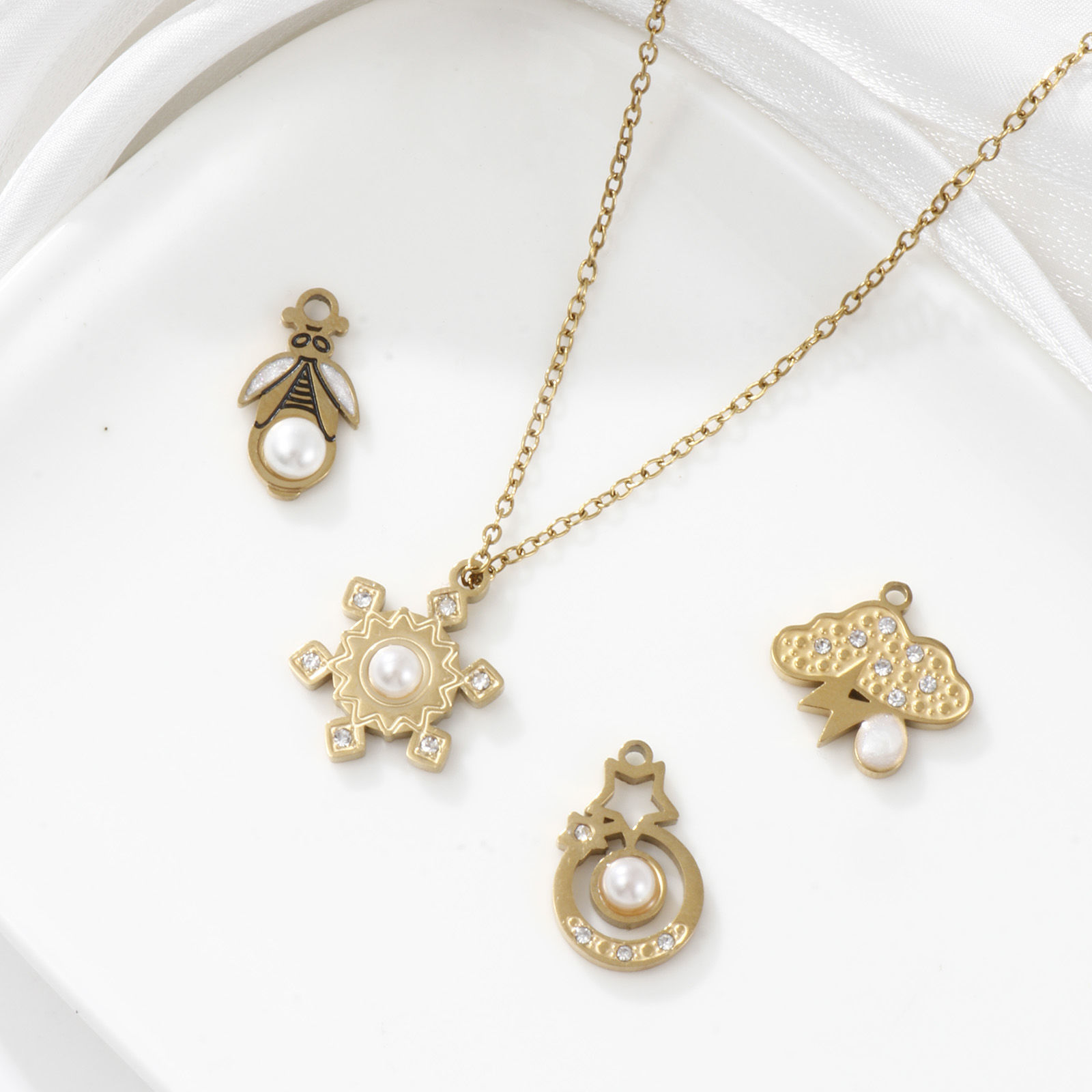 Picture of 2 PCs Eco-friendly PVD Vacuum Plating 304 Stainless Steel Charms 18K Gold Plated Acrylic Imitation Pearl