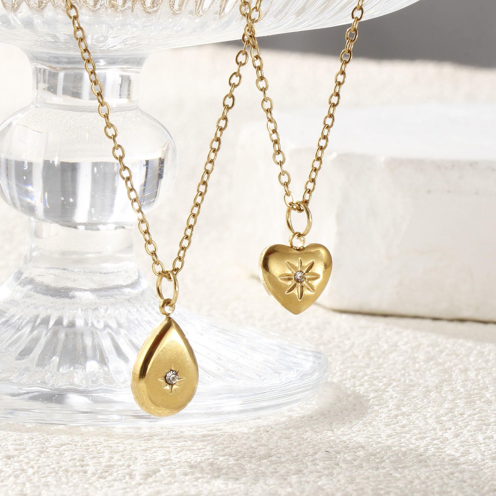Picture of Eco-friendly PVD Vacuum Plating Exquisite Galaxy 18K Real Gold Plated 304 Stainless Steel & Rhinestone Link Cable Chain Star Pendant Charm Necklace For Women Gift 45cm(17.7") + 5cm(2") long