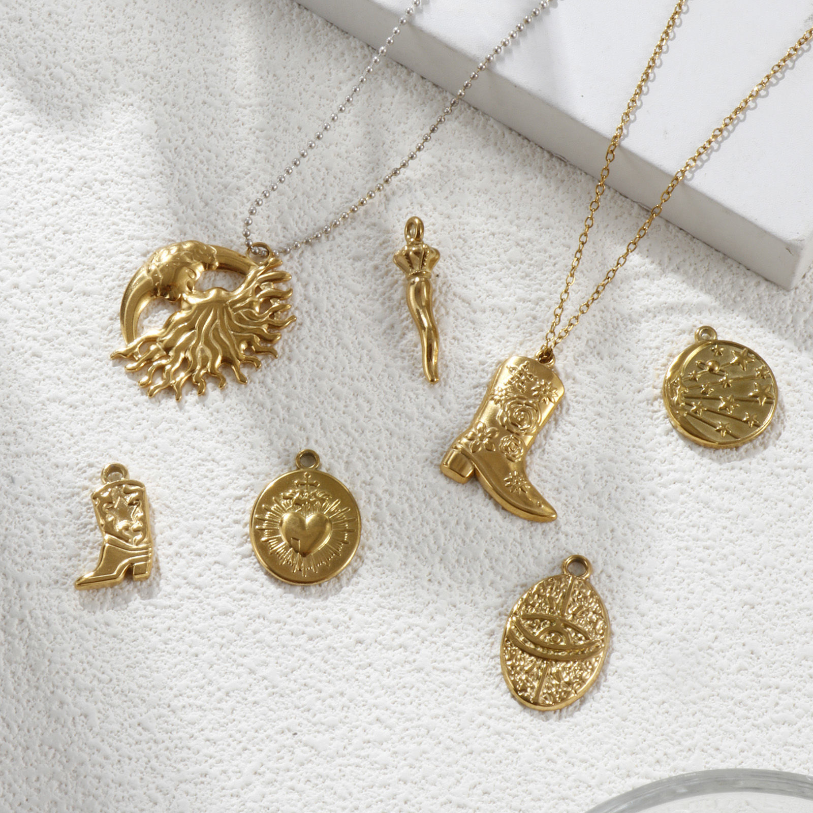 Picture of Eco-friendly PVD Vacuum Plating 304 Stainless Steel Charms 18K Real Gold Plated Ex Voto Heart Boots