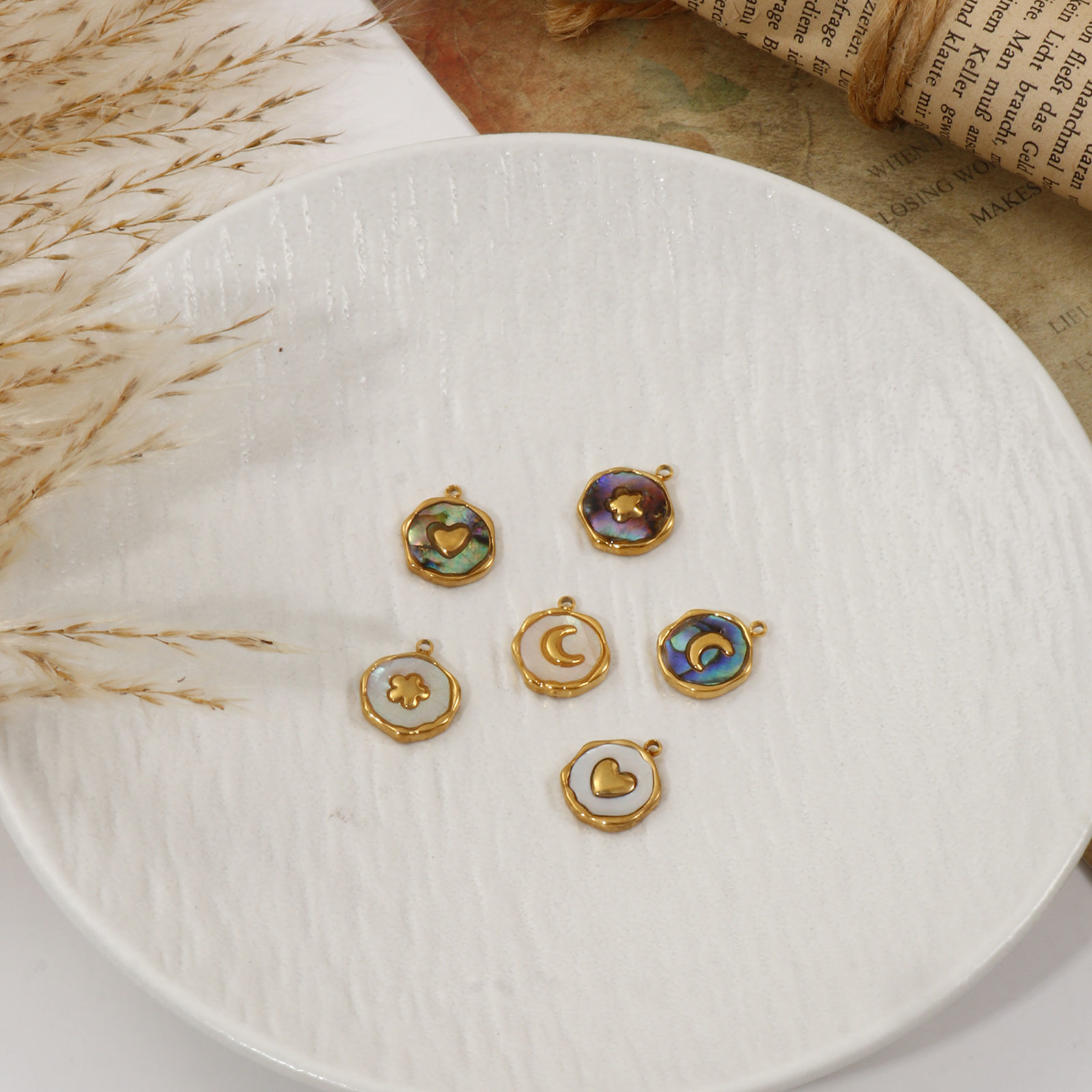 Picture of Eco-friendly PVD Vacuum Plating 304 Stainless Steel & Natural Shell Charms 18K Real Gold Plated