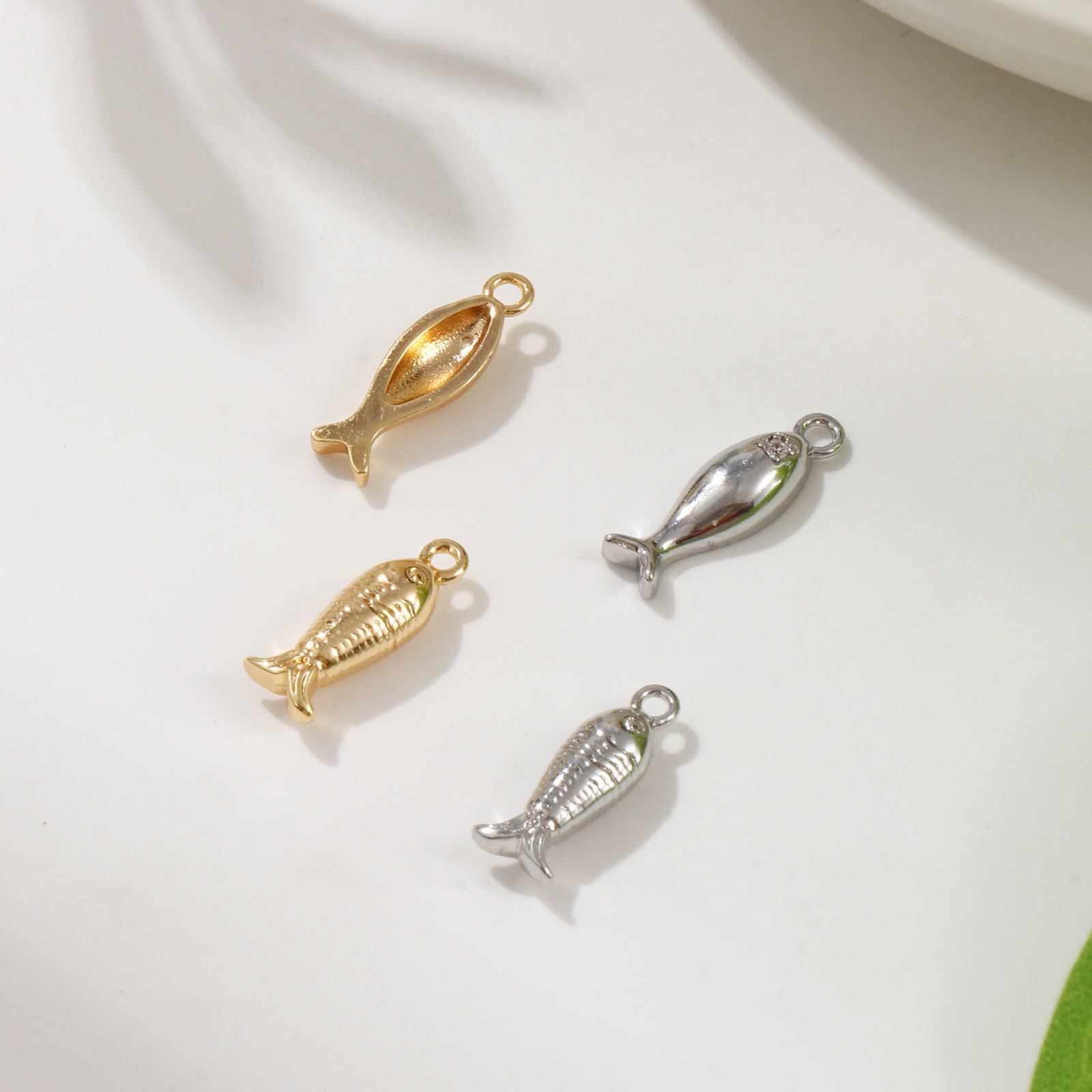 Picture of 2 PCs Eco-friendly Brass Ocean Jewelry Charms Real Gold Plated Fish Animal