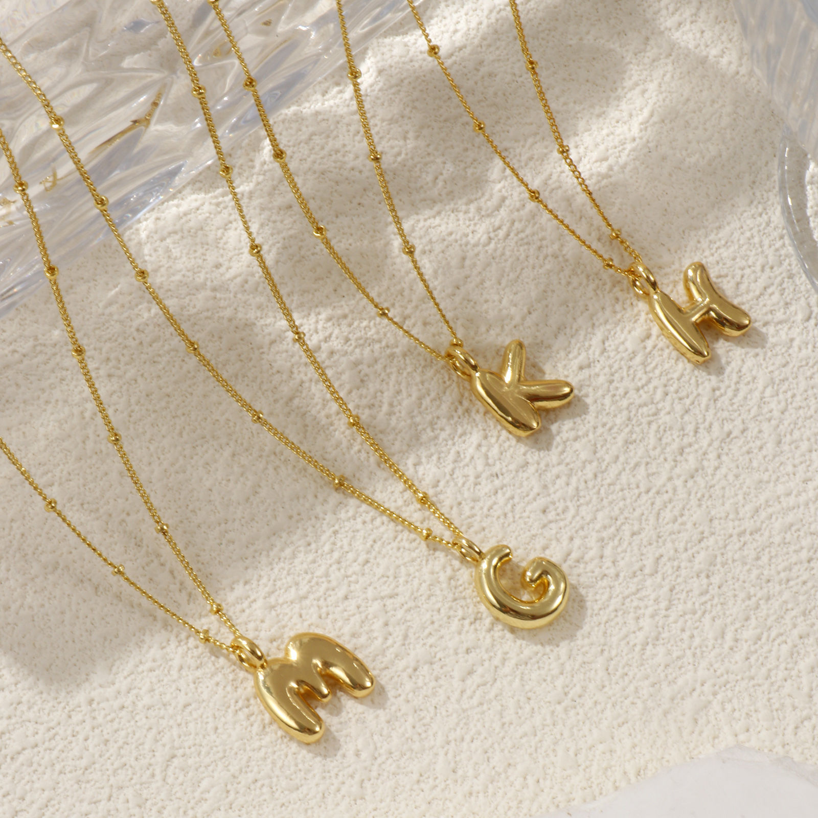 Imagen de 18K Oro Real Chapado Cadenas de Curb Letra Mayúscula Collar con Colgante, Latón 45cm + 5cm, Para Mujeres, Mensaje " A-Z " Exquisito Regalo, Respetuoso del Medio Ambiente, 1 Unidad