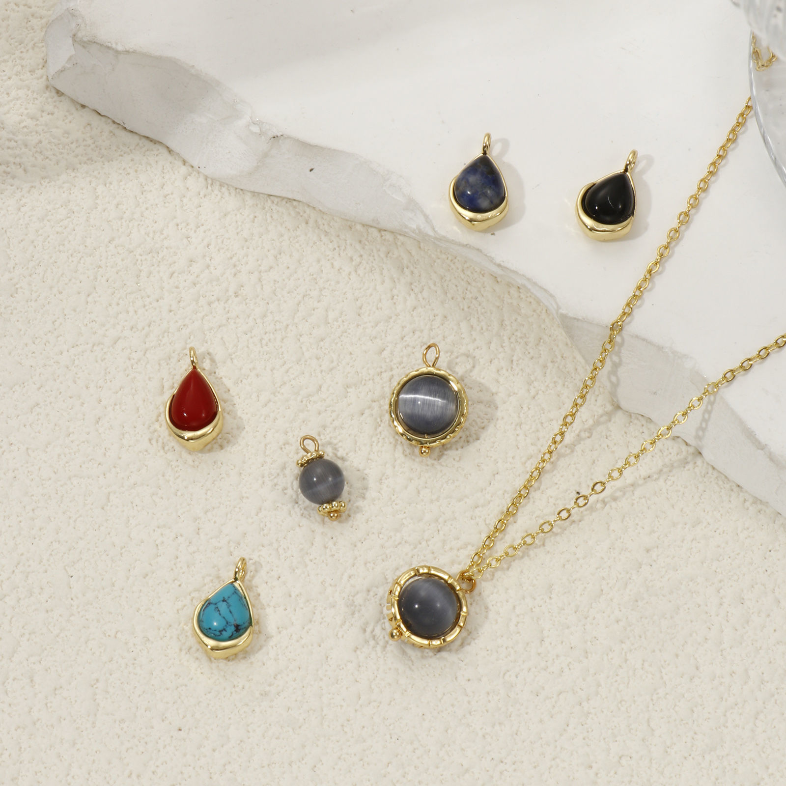 Imagen de 2 PCs Eco-friendly Brass & Gemstone Charms 18K Real Gold Plated
