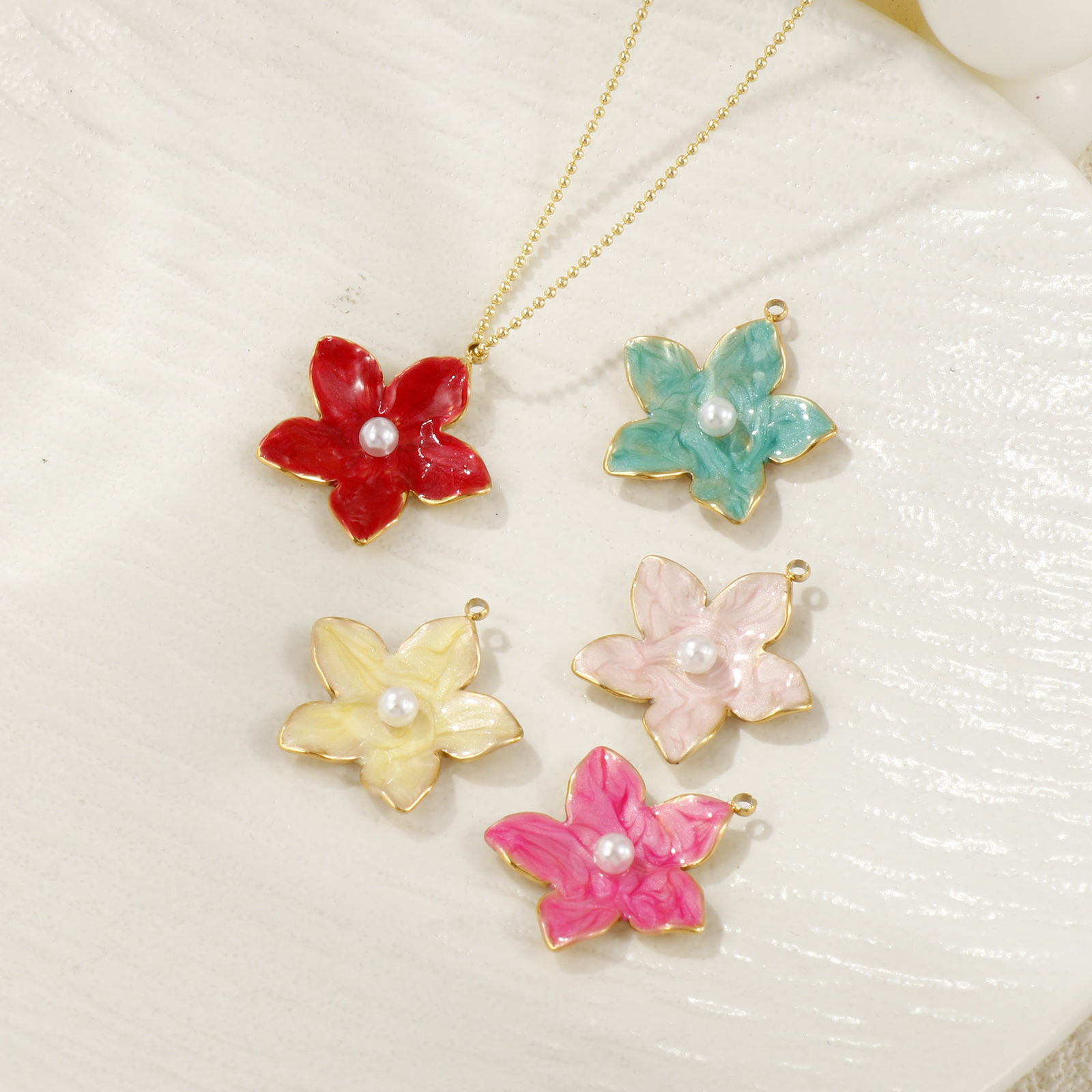 Imagen de 1 Piece Eco-friendly PVD Vacuum Plating 304 Stainless Steel Charms 18K Real Gold Plated Enamel Flower Acrylic Imitation Pearl 25mm x 23mm