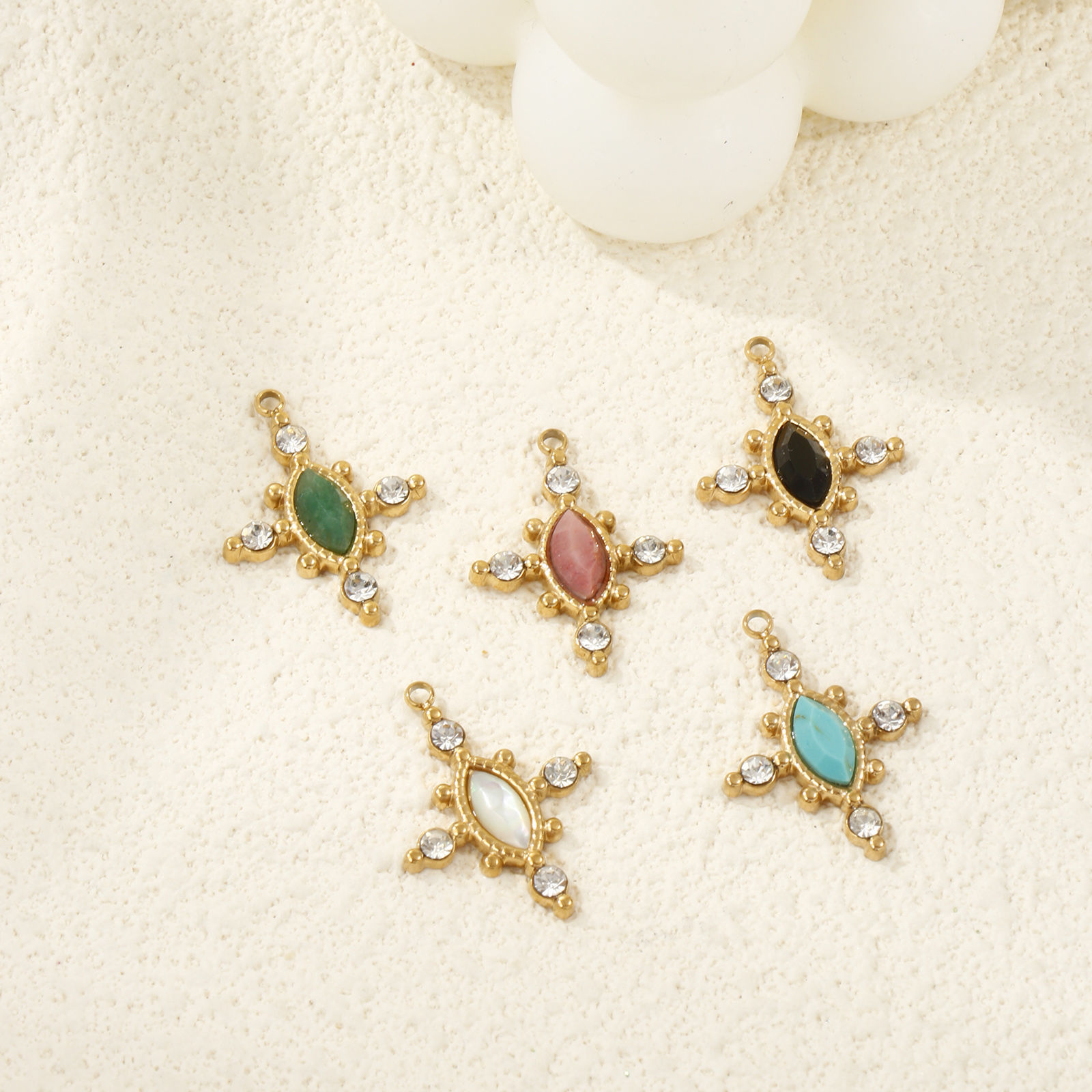 Bild von Umweltfreundliche PVD-Vakuumbeschichtung 304 Edelstahl & Halbedelstein Charms 18K Echtgold plattiert Kreuz Transparent Strass 22mm x 17mm
