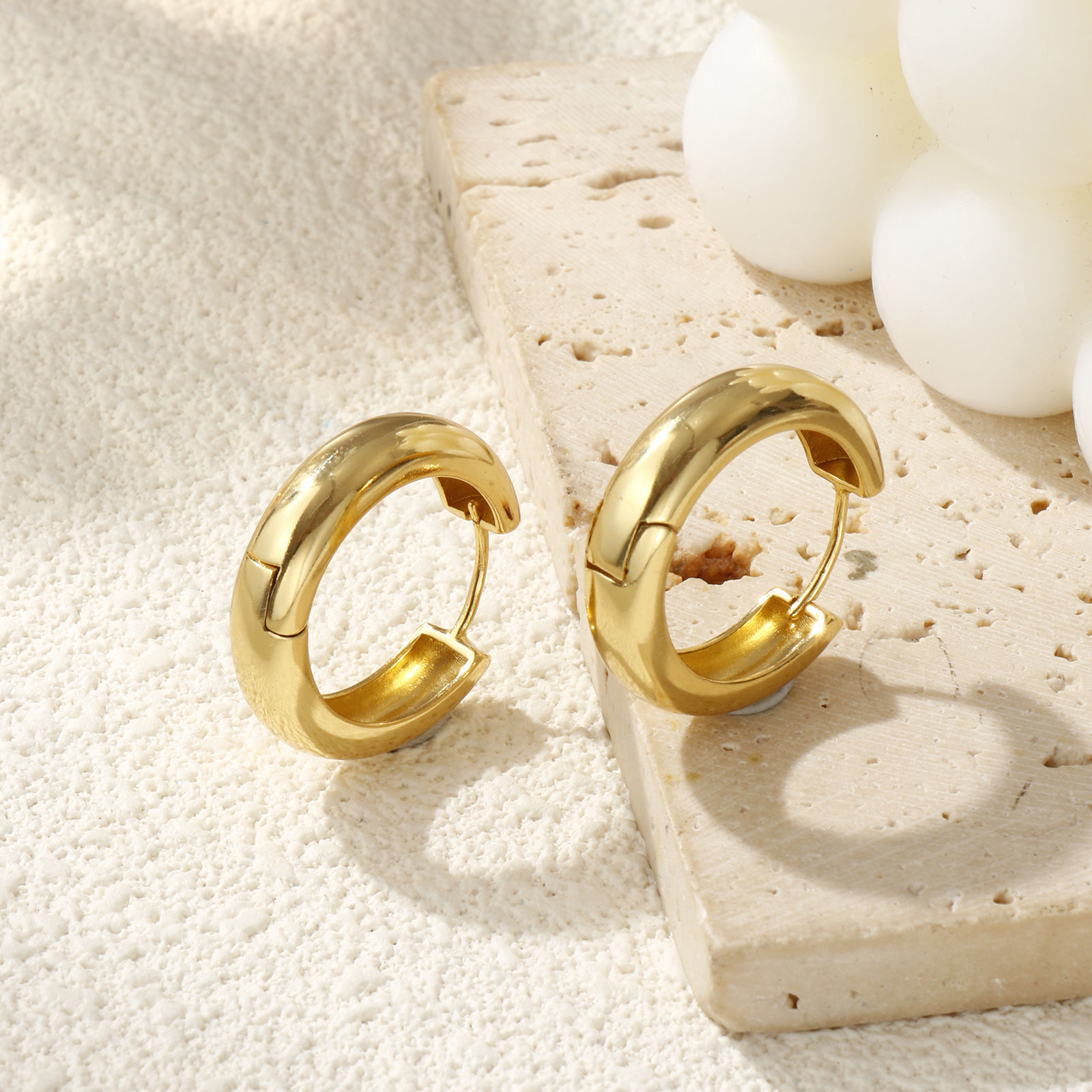 Image de 1 Paire Boucles d'Oreilles Créoles Exquis en Laiton Respectueux de la Nature Minimaliste Plaqué Or Véritable 18K Cadeau Pour Femmes