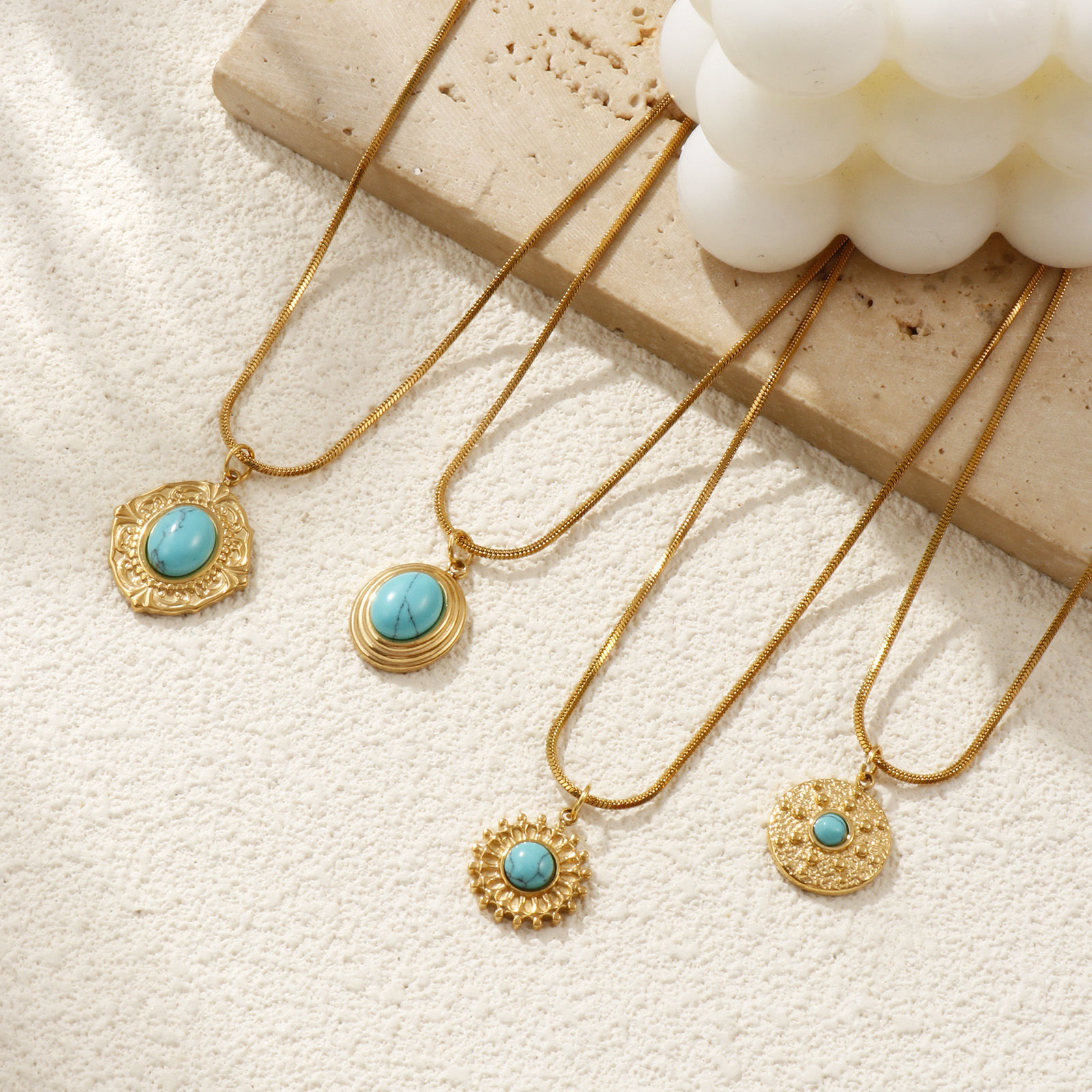 Изображение 18K настоящее золото с покрытием квадратная змеевидная цепь Ожерелье с подвеской, 304 Нержавеющая Сталь 45см + 5см, Для женщин, Сине-зеленые С Смола Кабошоны, Имитация Бирюзы, Богемный стиль Этнический стиль подарок, Экологичное вакуумное PVD-покрытие, 1 ШТ