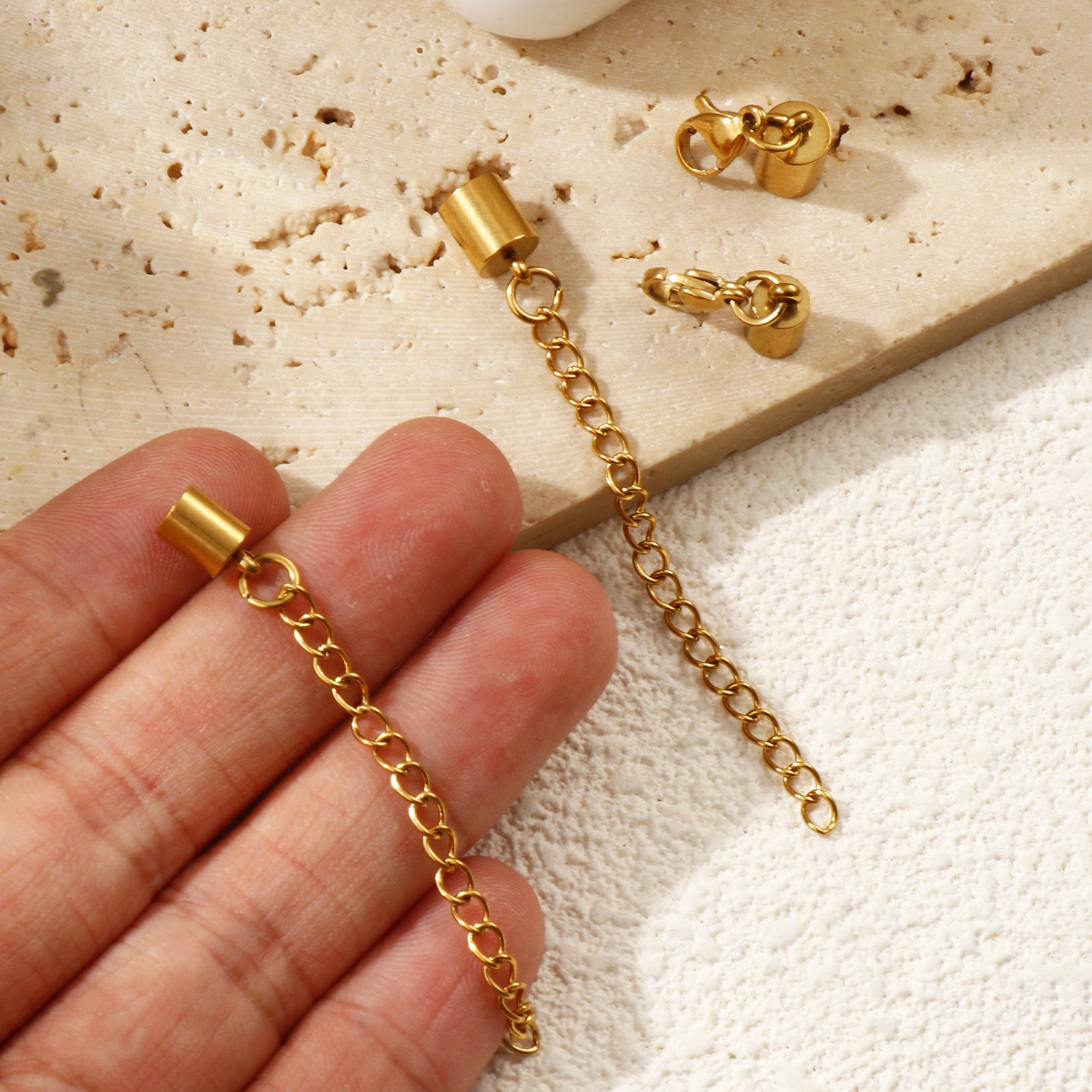 Imagen de 2 Juegos Recubrimiento al Vacío PVD Ecológico 304 Acero Inoxidable Tapa Final 18K Oro Real Chapado Con Broche de Langosta y Extensor Cadena