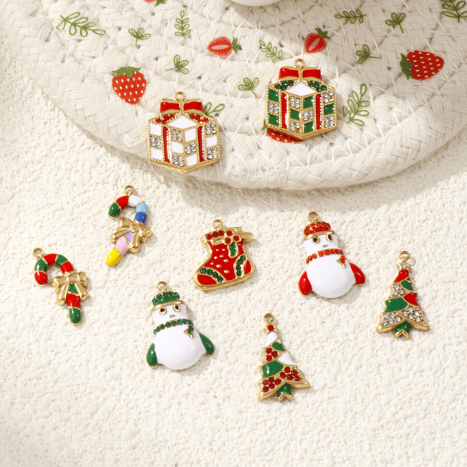 Picture of Eco-friendly PVD Vacuum Plating 304 Stainless Steel Christmas Charms 18K Real Gold Plated Enamel