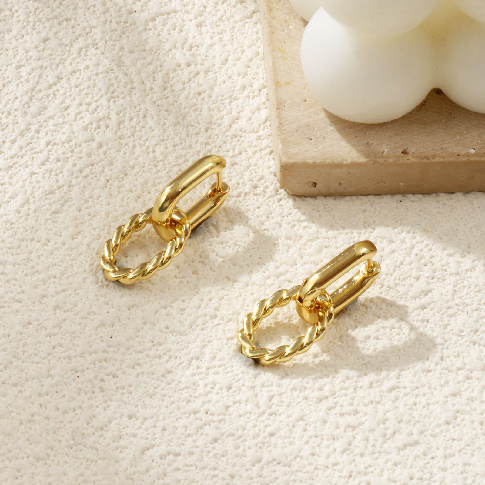 Изображение 1 Пара Экологичный Минималистский Изысканный 18K настоящее золото с покрытием Латунь Овальные Серьги Для женщин подарок 27мм x 12мм