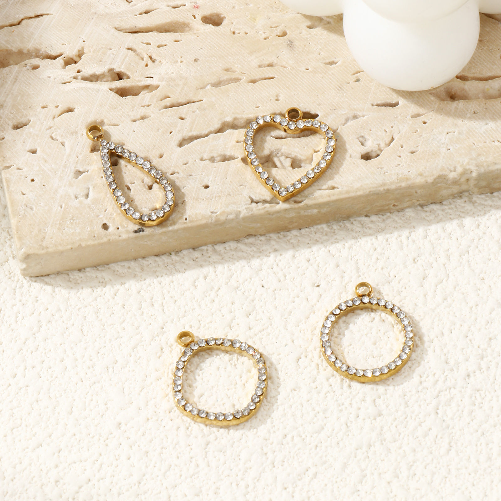 Bild von Umweltfreundliche PVD-Vakuumbeschichtung 304 Edelstahl Geometrisch Charms 18K Vergoldet Hohl Klar Zirkonia