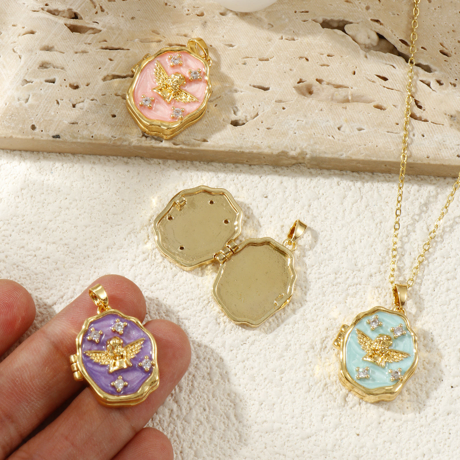 Изображение 2 ШТ Латунь религия Рамка медальон подвеска 18K позолоченный С Эмалью Бесформенный Ангел Можно Открыть Прозрачный Искусственный Циркон 27мм x 18мм