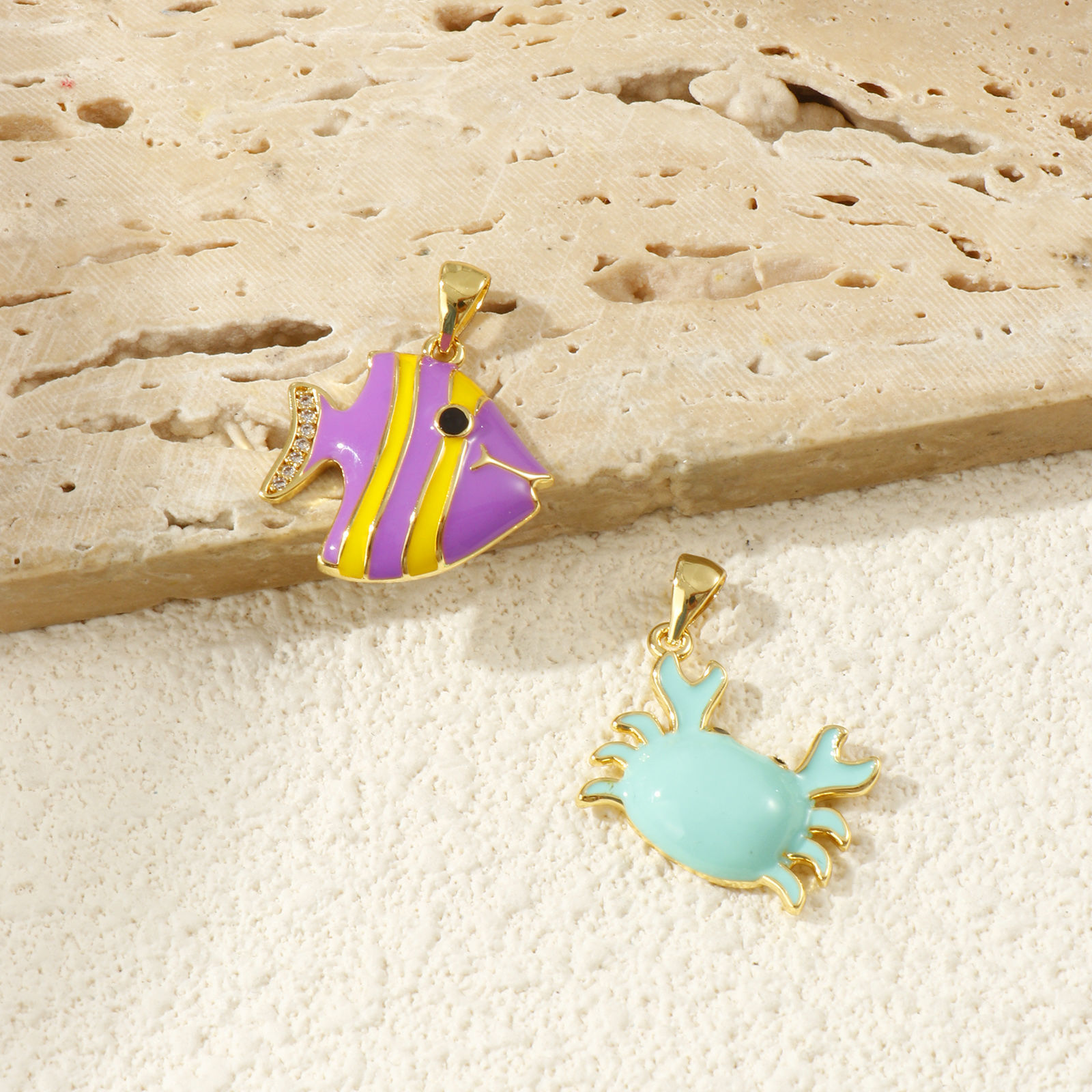 Bild von 2 PCs Eco-friendly Brass Ocean Jewelry Pendants 18K Real Gold Plated Enamel