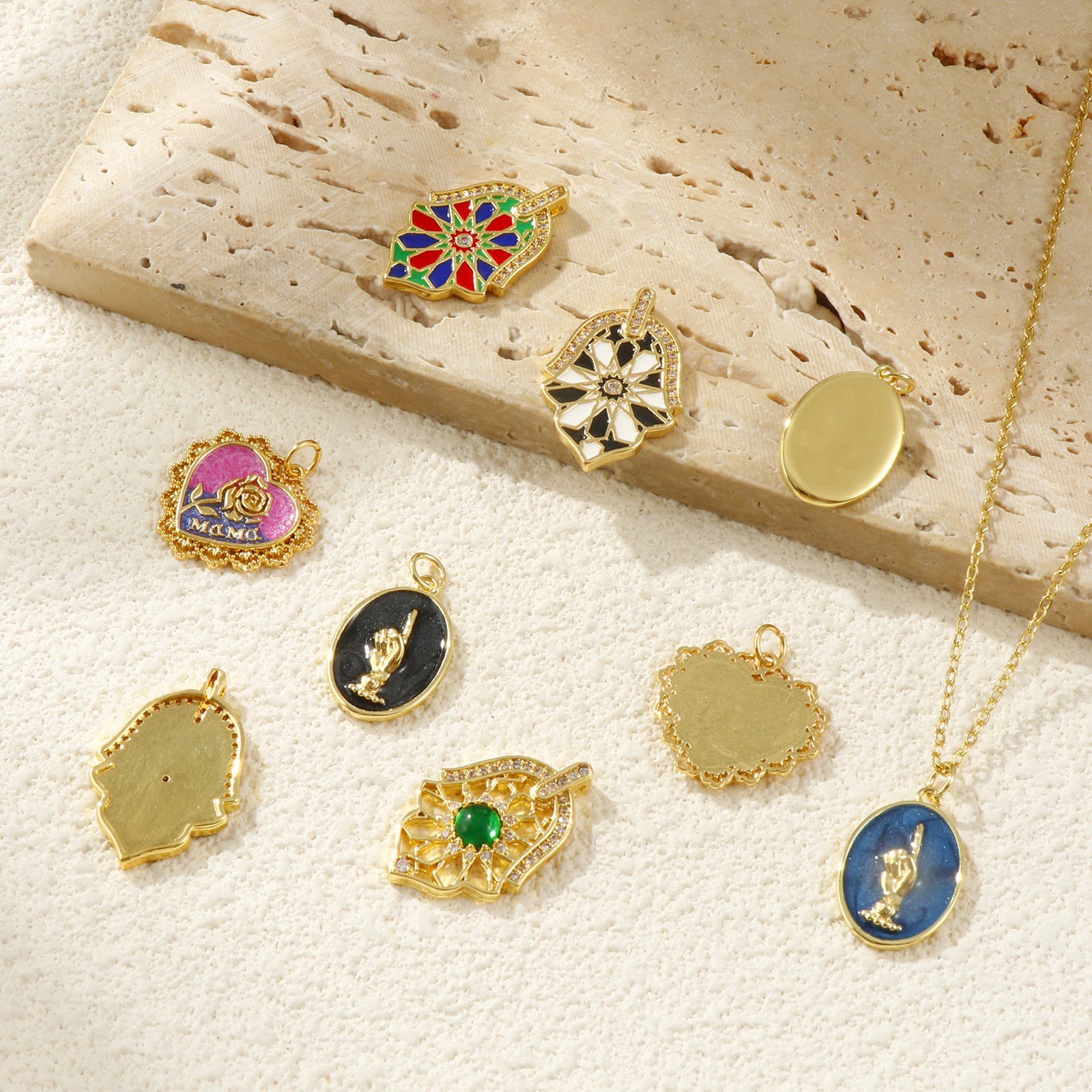 Изображение 1 ШТ Экологичный Латунь Подвески 18K настоящее золото с покрытием Ладонь Сердце С Эмалью